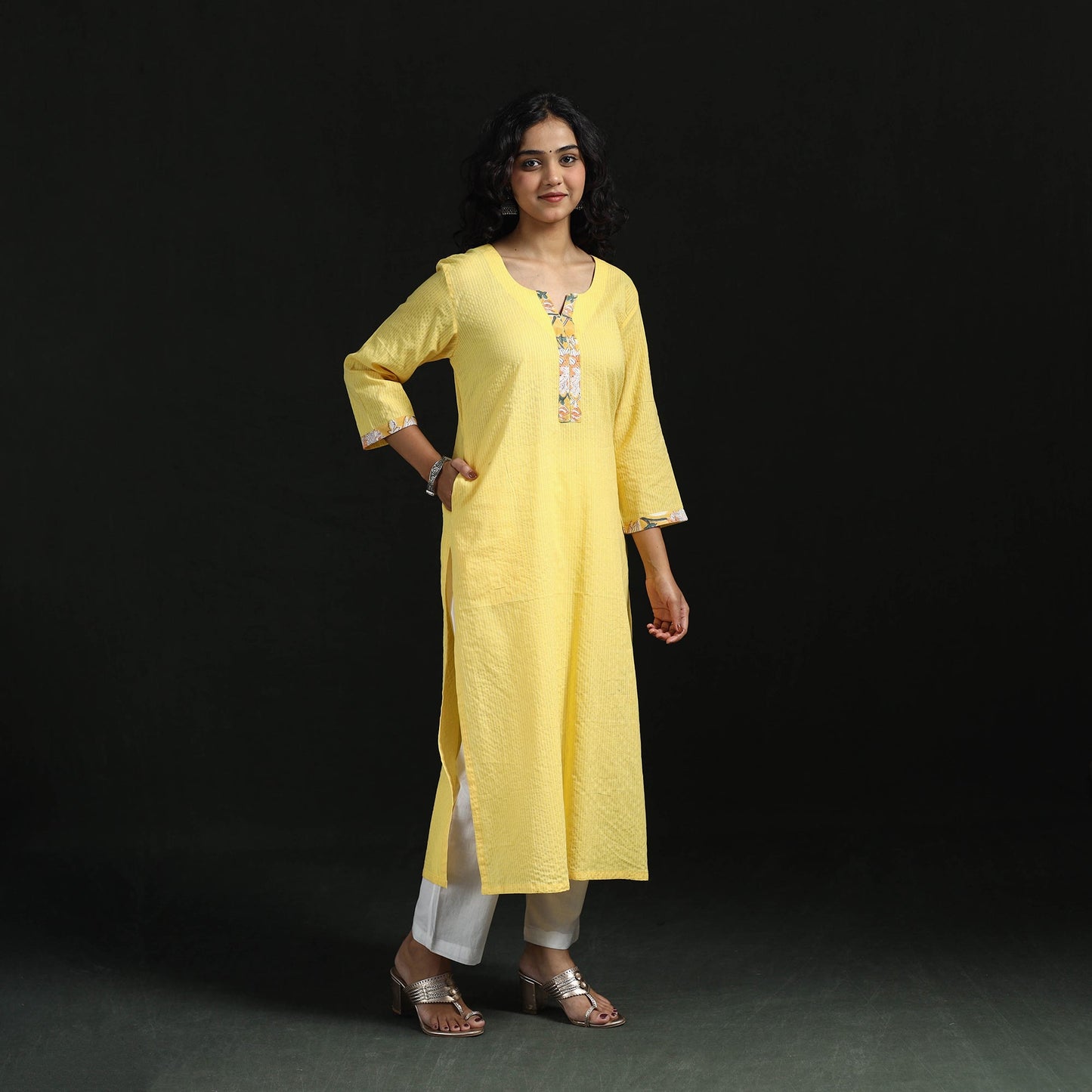 Plain running stitch straight cotton kurta for women 03