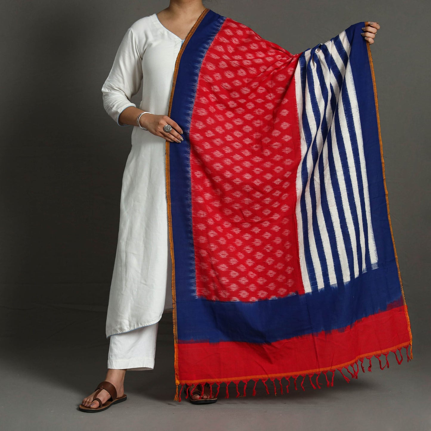 Pochampally Double Ikat Cotton Handloom Dupatta with Tassels 71