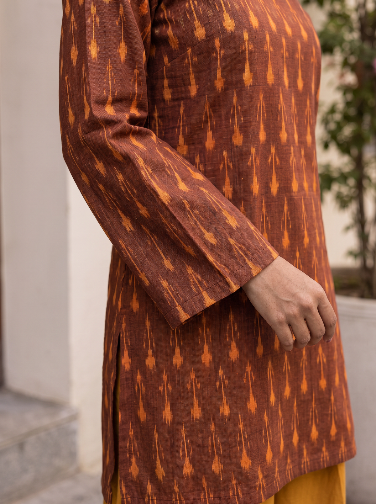 Brown Pochampally Ikat Cotton Bud Kurta, sleeve close-up, full flared sleeves, side slits, pulls on, AI visual of the kurta, iTokri