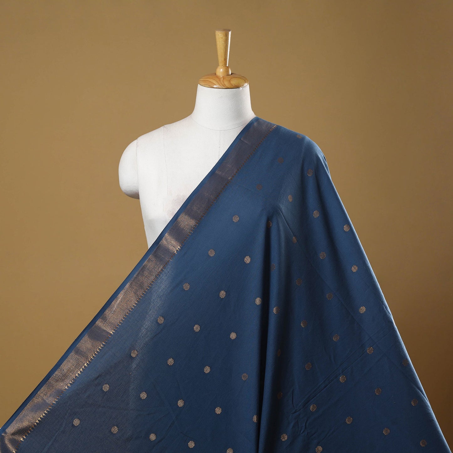 Prewashed cotton zati buti jacquard fabric with border 18