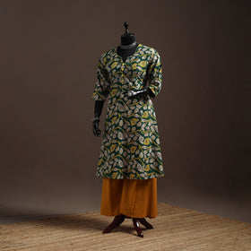 Printed cotton a-line kalamkari kurta for women 02