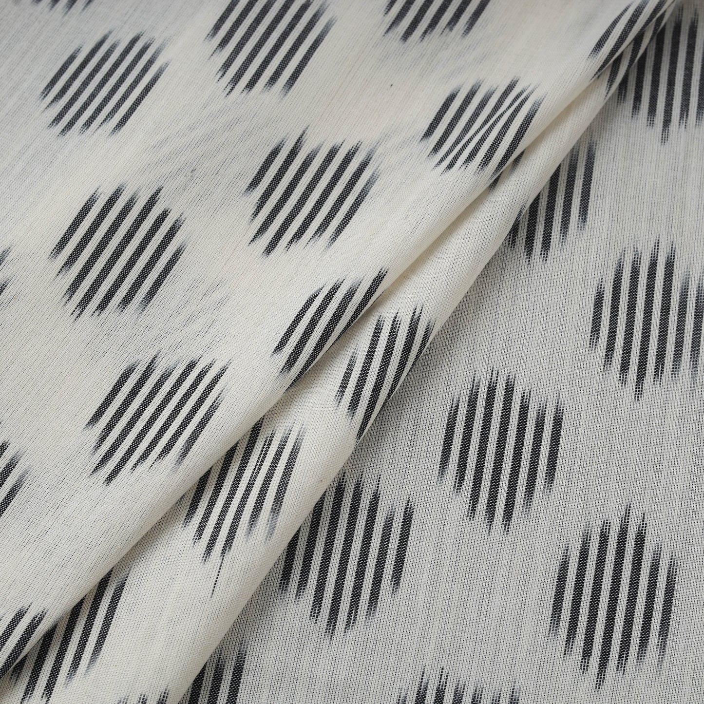 Pure cotton pochampally ikat fabric 04 - handcrafted