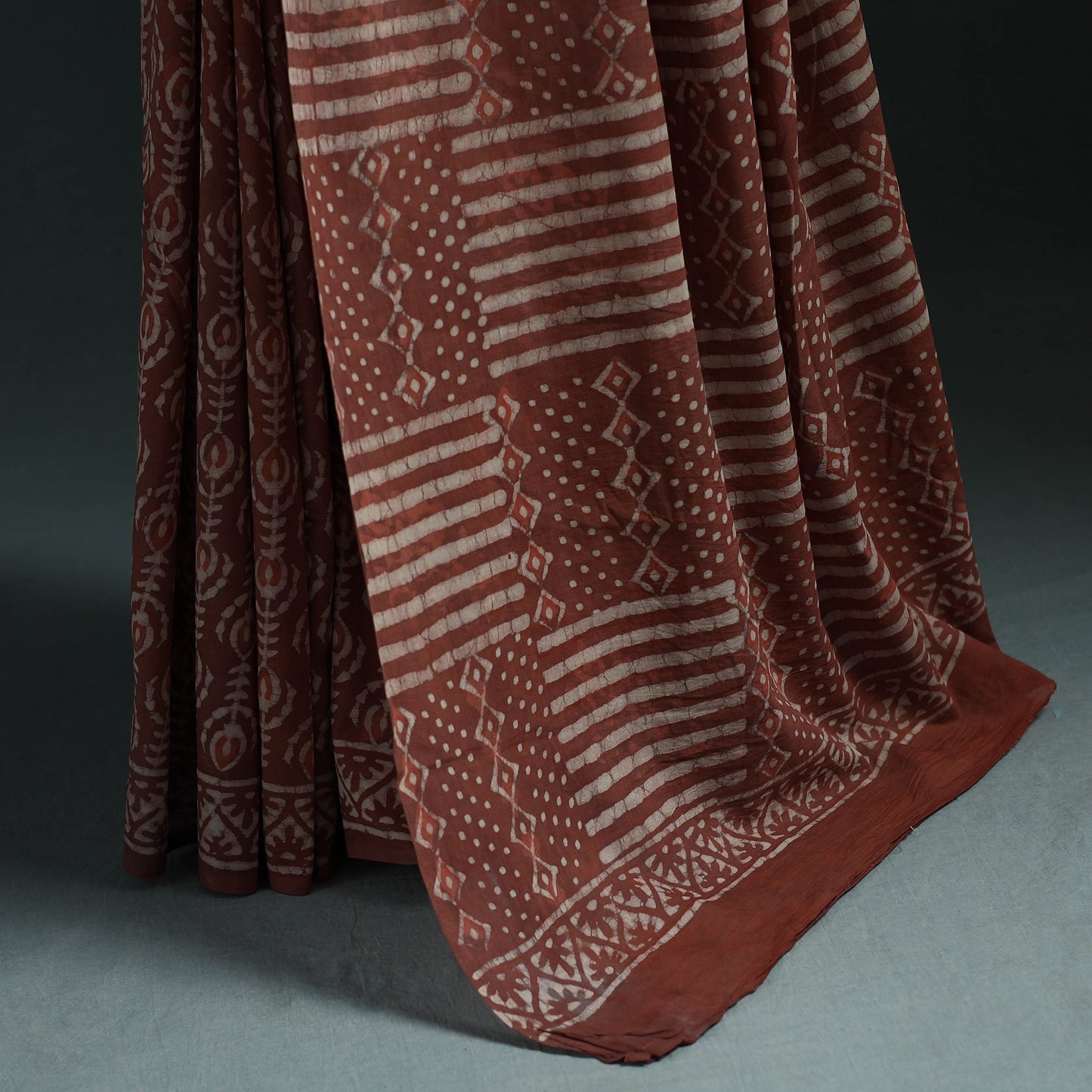 Pure mul cotton hand block batik print saree 13