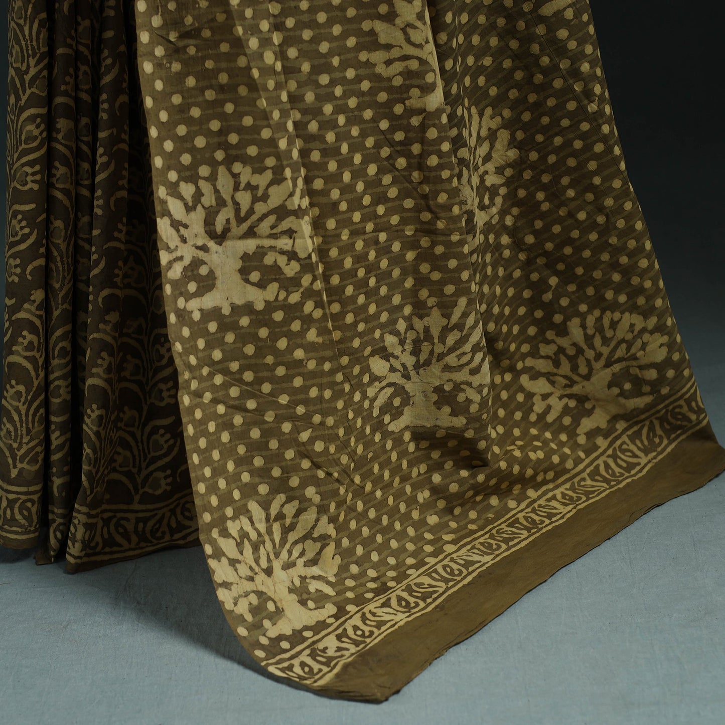 Pure mul cotton hand block batik print saree 15