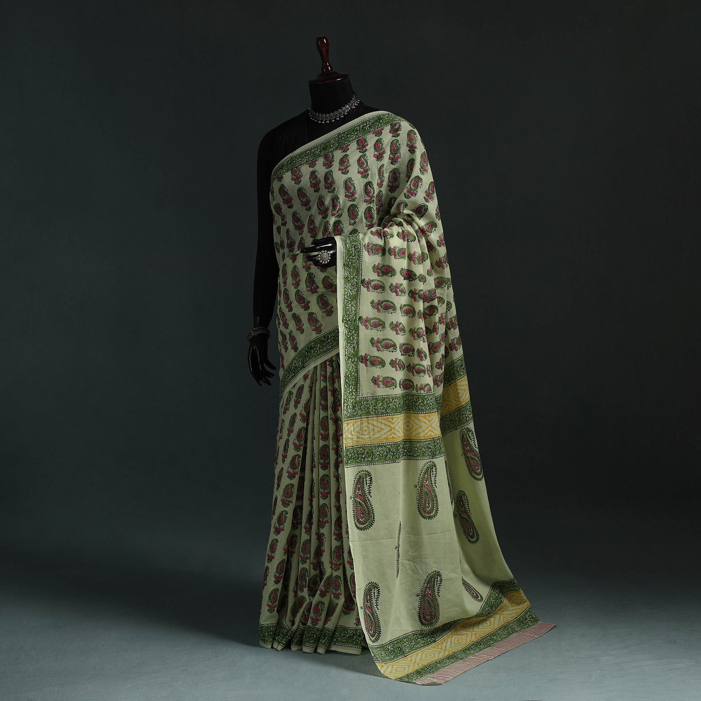 Pure mul cotton hand block sanganeri print saree 06