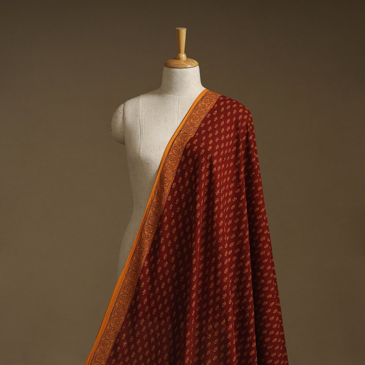Pure mul cotton natural dyed hand block bagh print fabric
