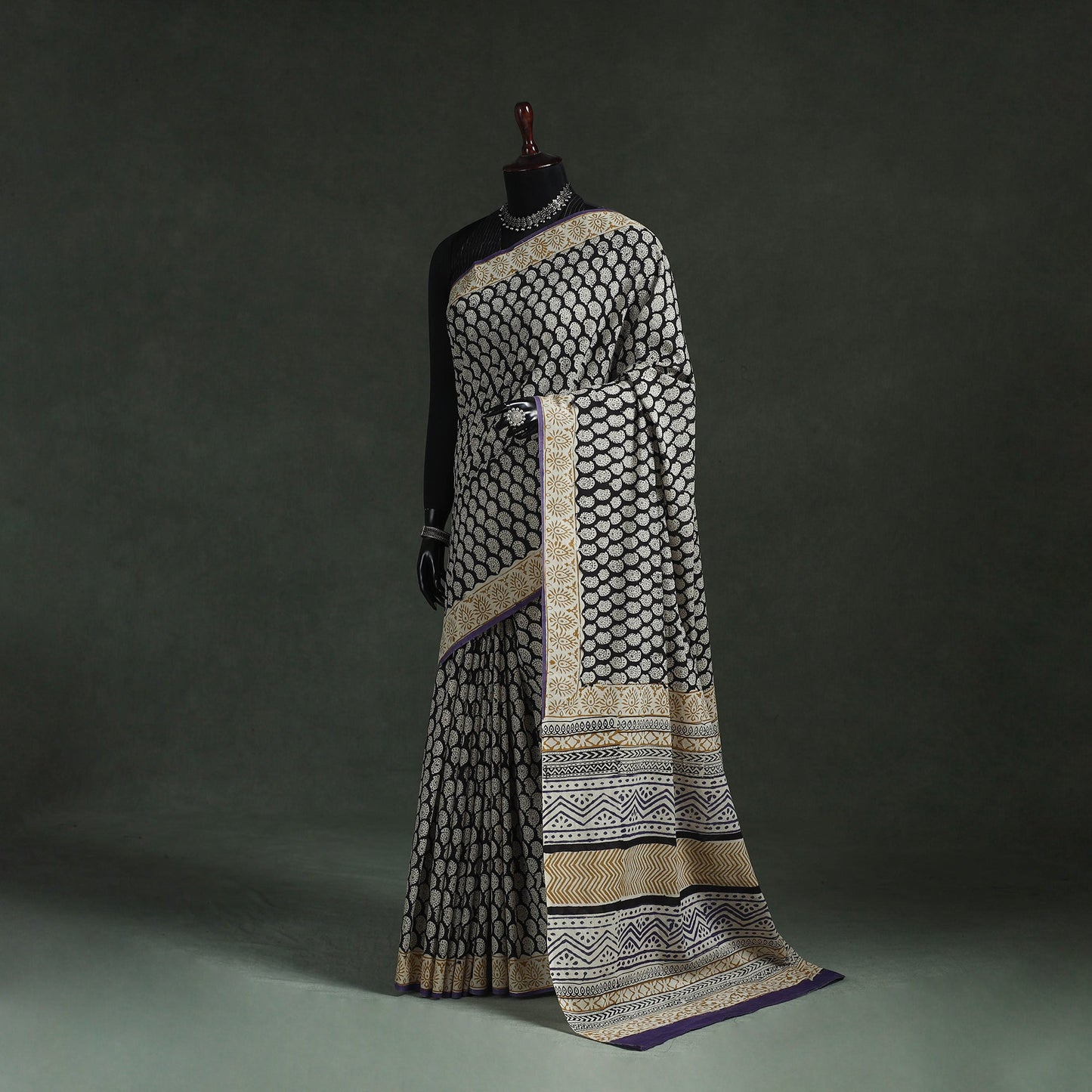 Pure mul cotton natural dyed hand block bagru print saree