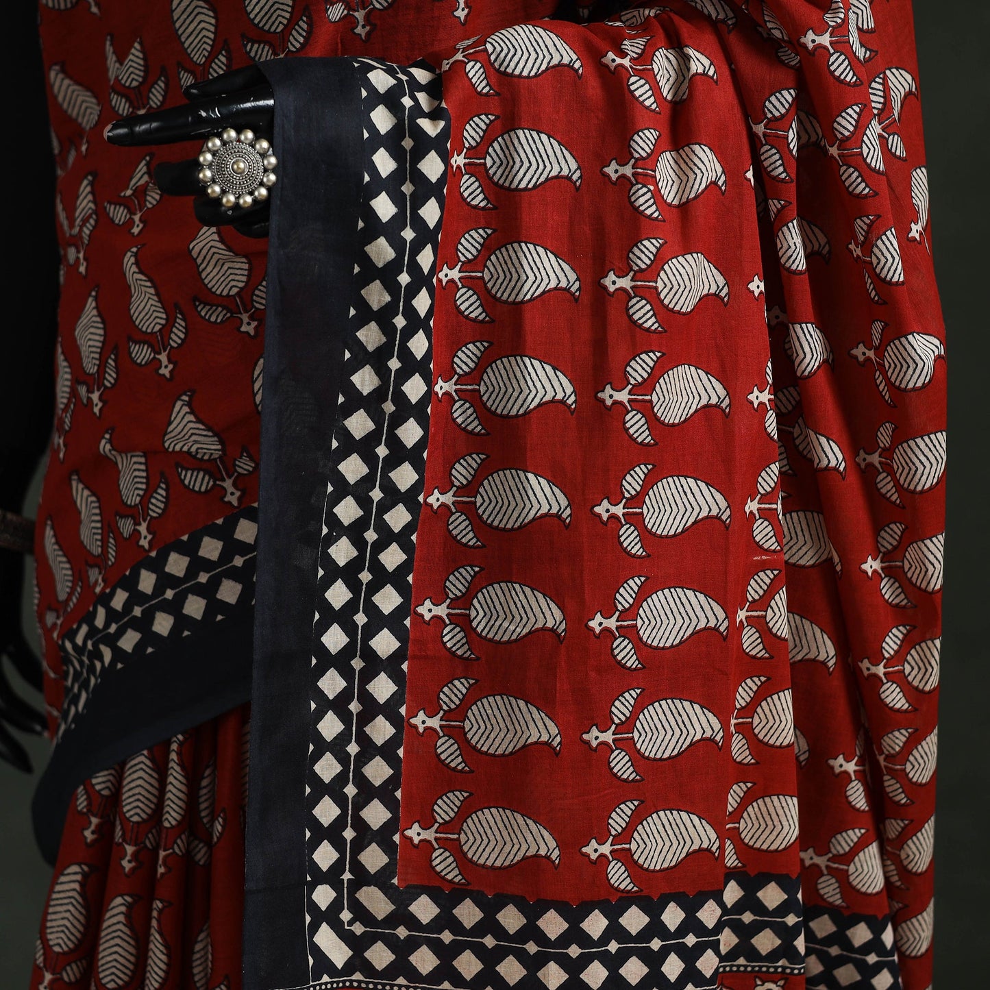 Pure mul cotton natural dyed hand block bagru print saree