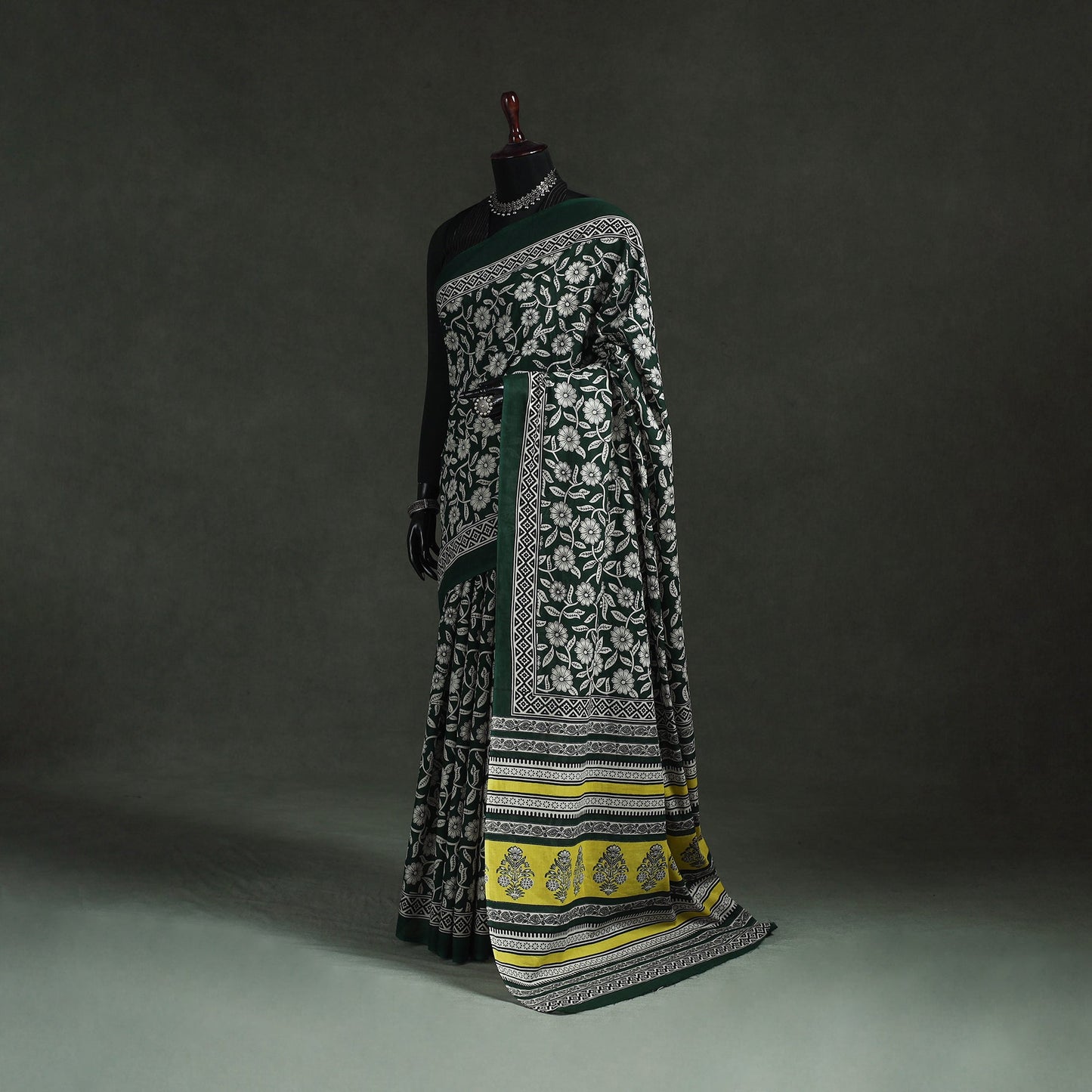 Pure mul cotton natural dyed hand block bagru print saree