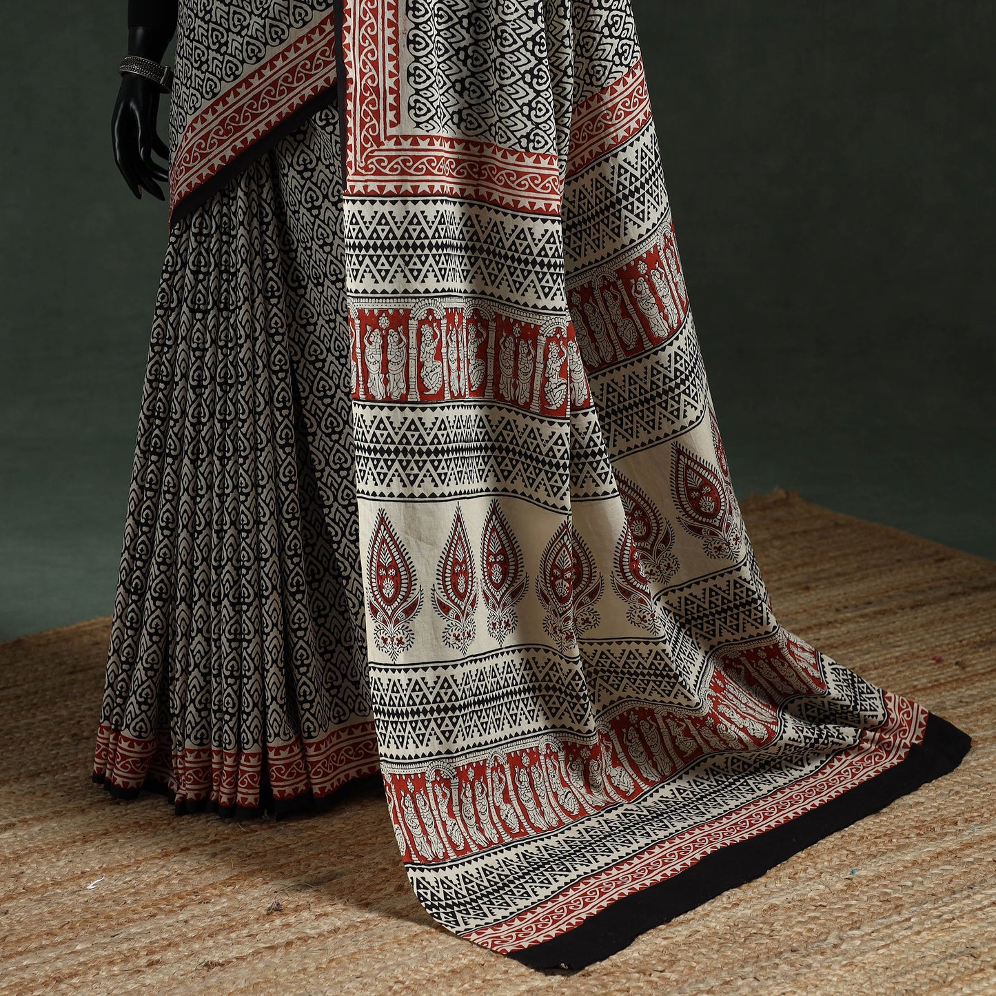 Pure mul cotton natural dyed hand block dabu bagru print