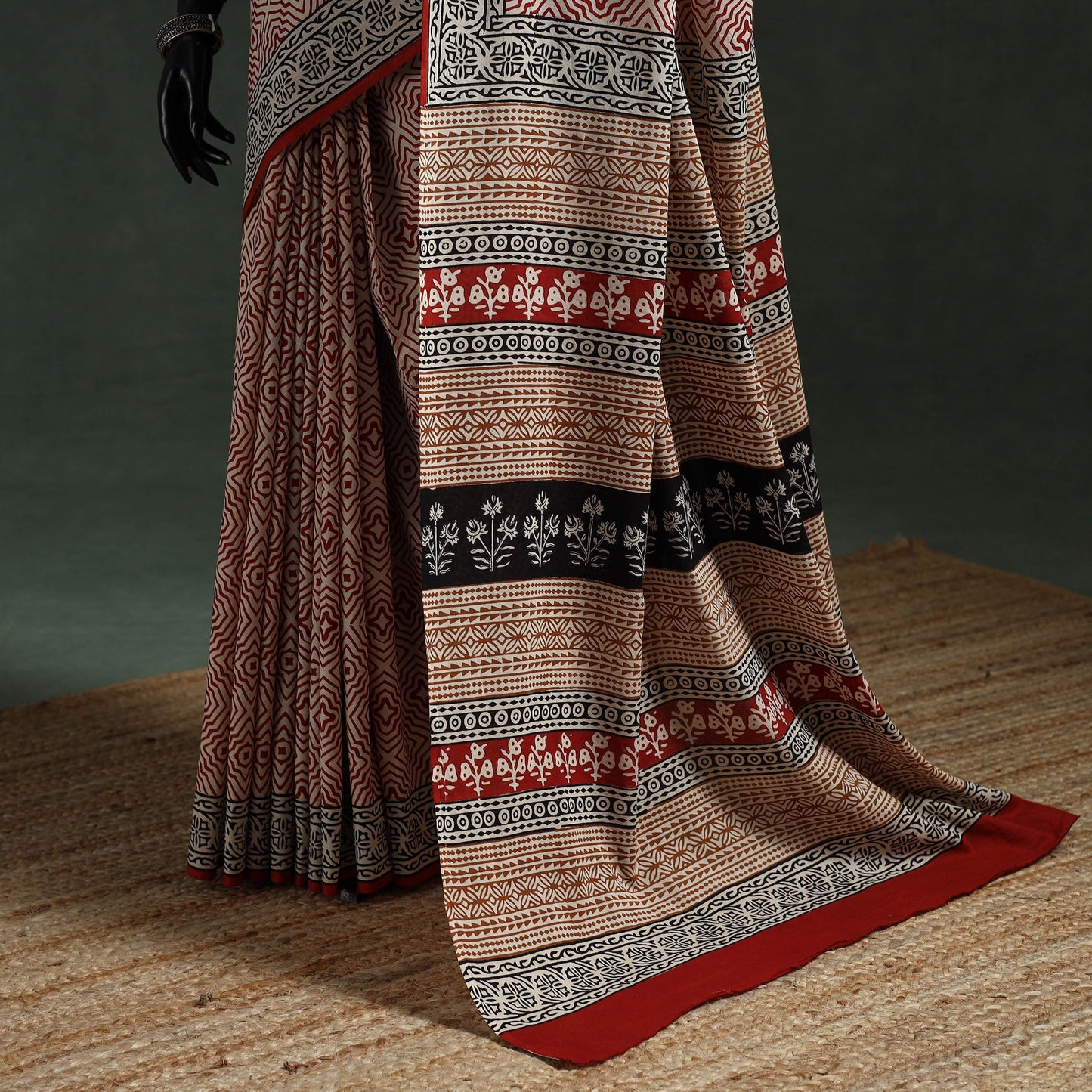 Pure mul cotton natural dyed hand block dabu bagru print