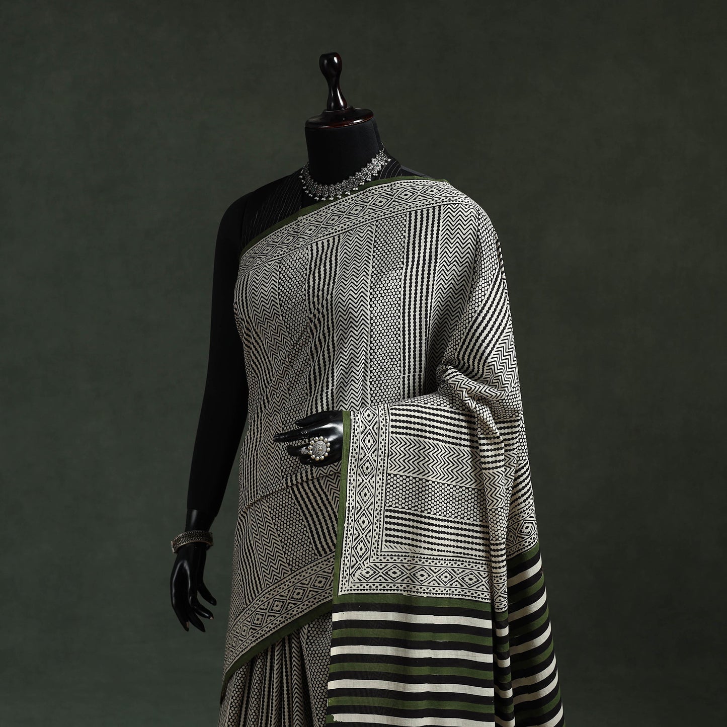 Pure mul cotton natural dyed hand block dabu bagru print