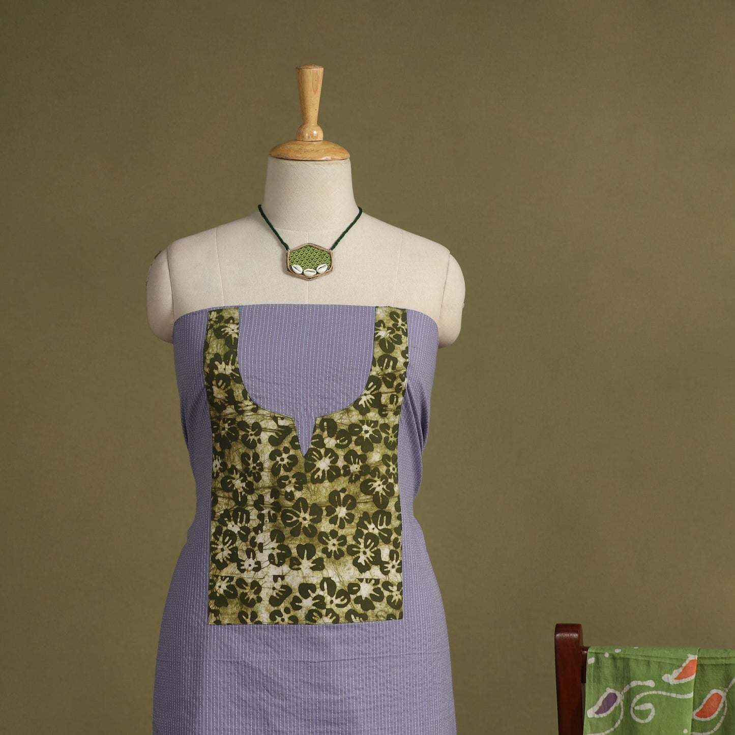 Purple 2pc Unstitched Plain Dress Material with Jewellery Set