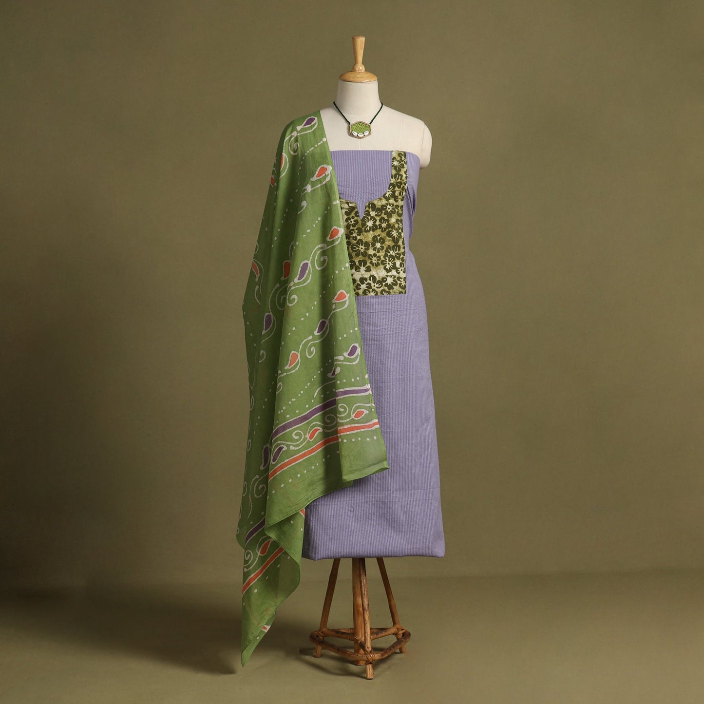 Purple 2pc Unstitched Plain Dress Material with Jewellery Set