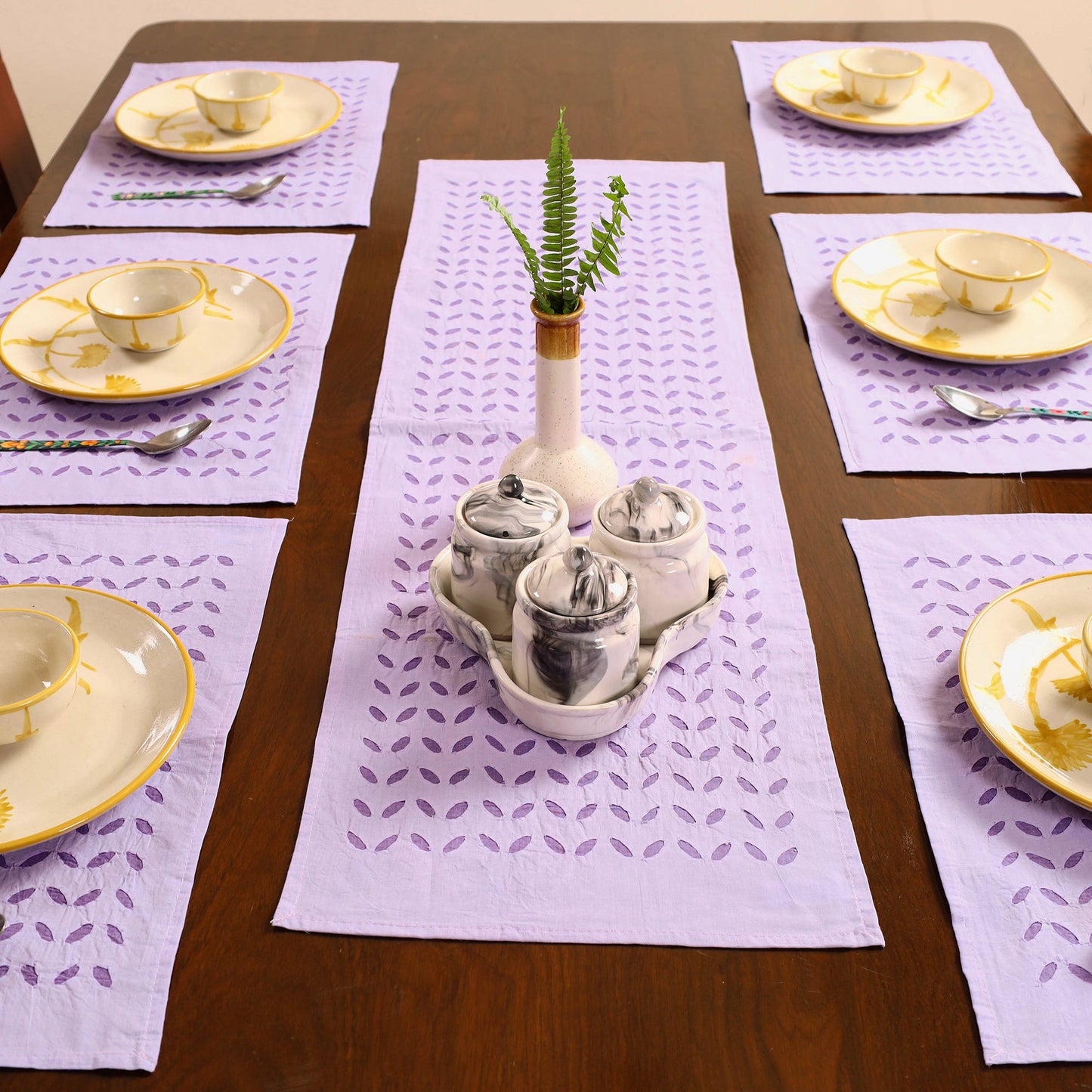 Purple Applique Cotton Table Runner with Table Mat Set