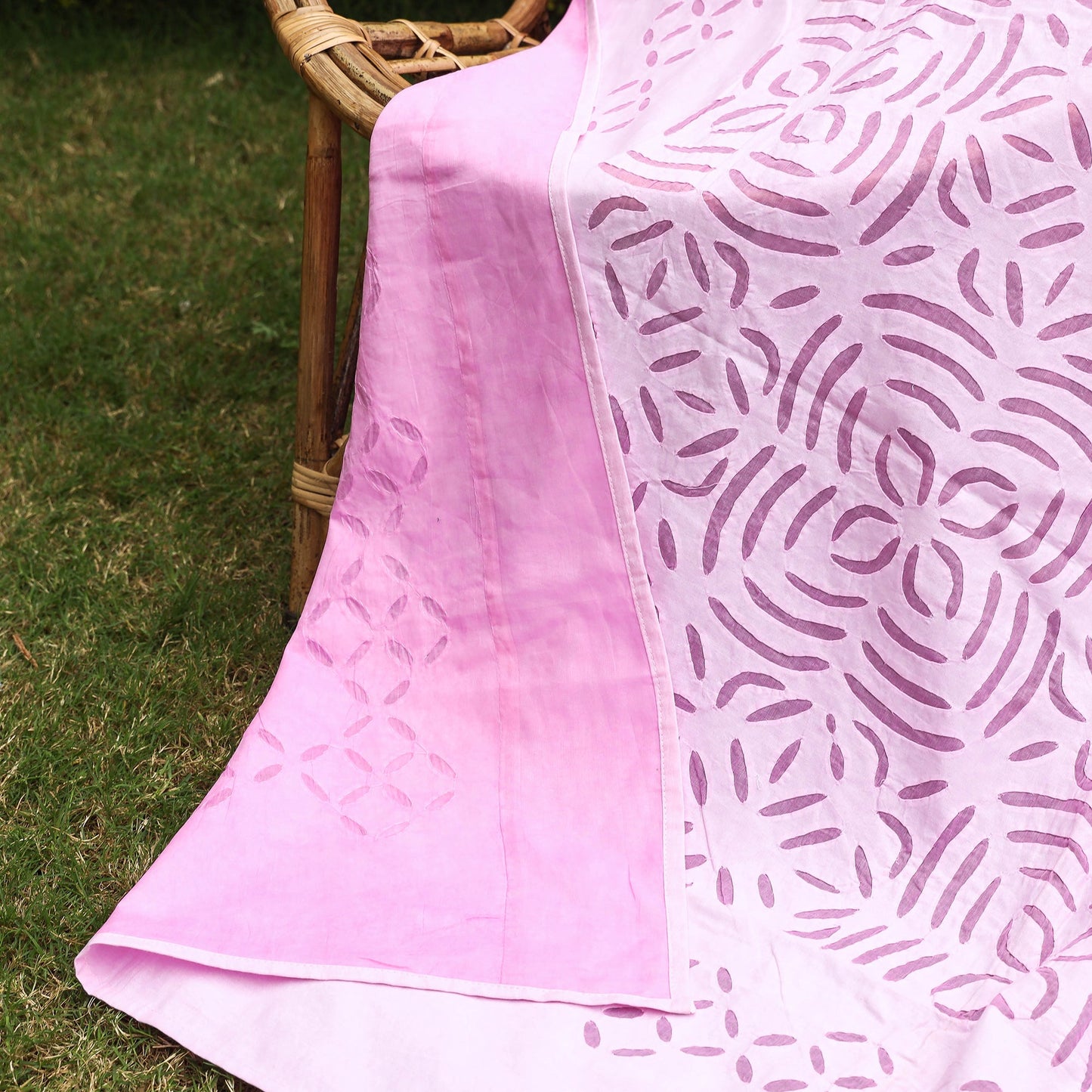  Barmer Applique Cutwork Cotton Single Bed cover Online at iTokri.com
