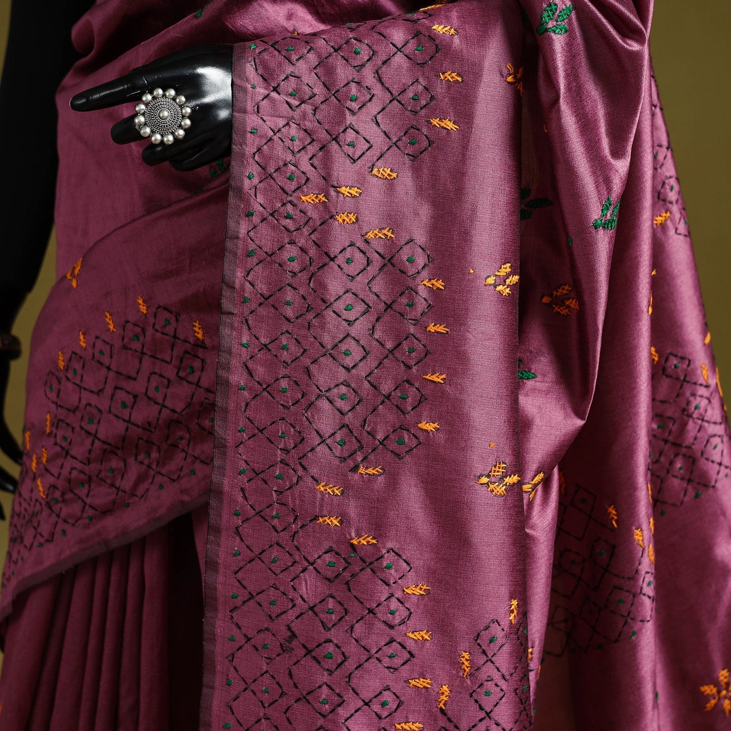 Bengal hand embroidery silk nakshi kantha saree 13