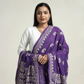 Buy Bolpur Kantha Embroidery Cotton Handloom Dupatta with Tassels Online at iTokri.com