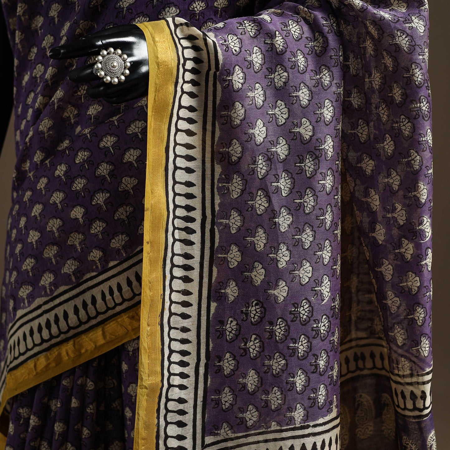Chanderi silk hand bagru saree with zari border 07