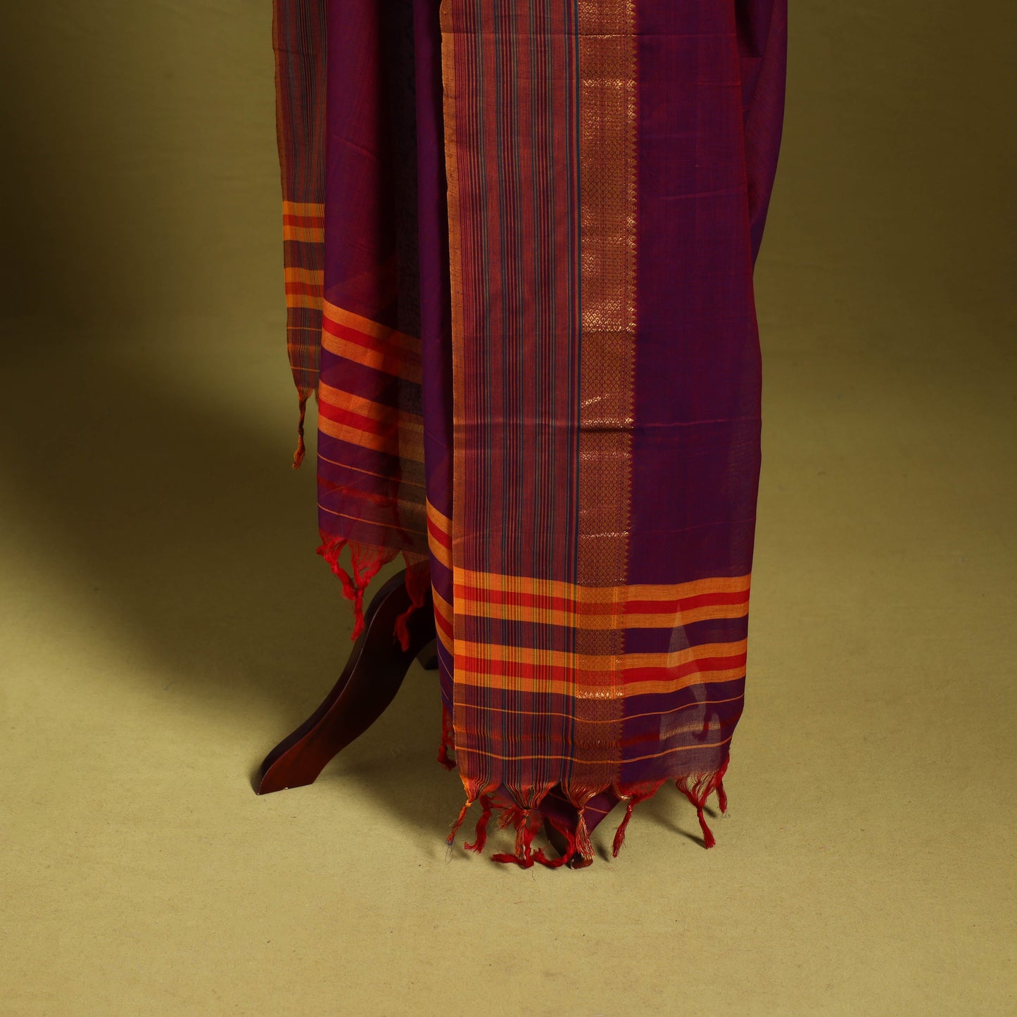 Purple - dharwad cotton dupatta with zari border 05