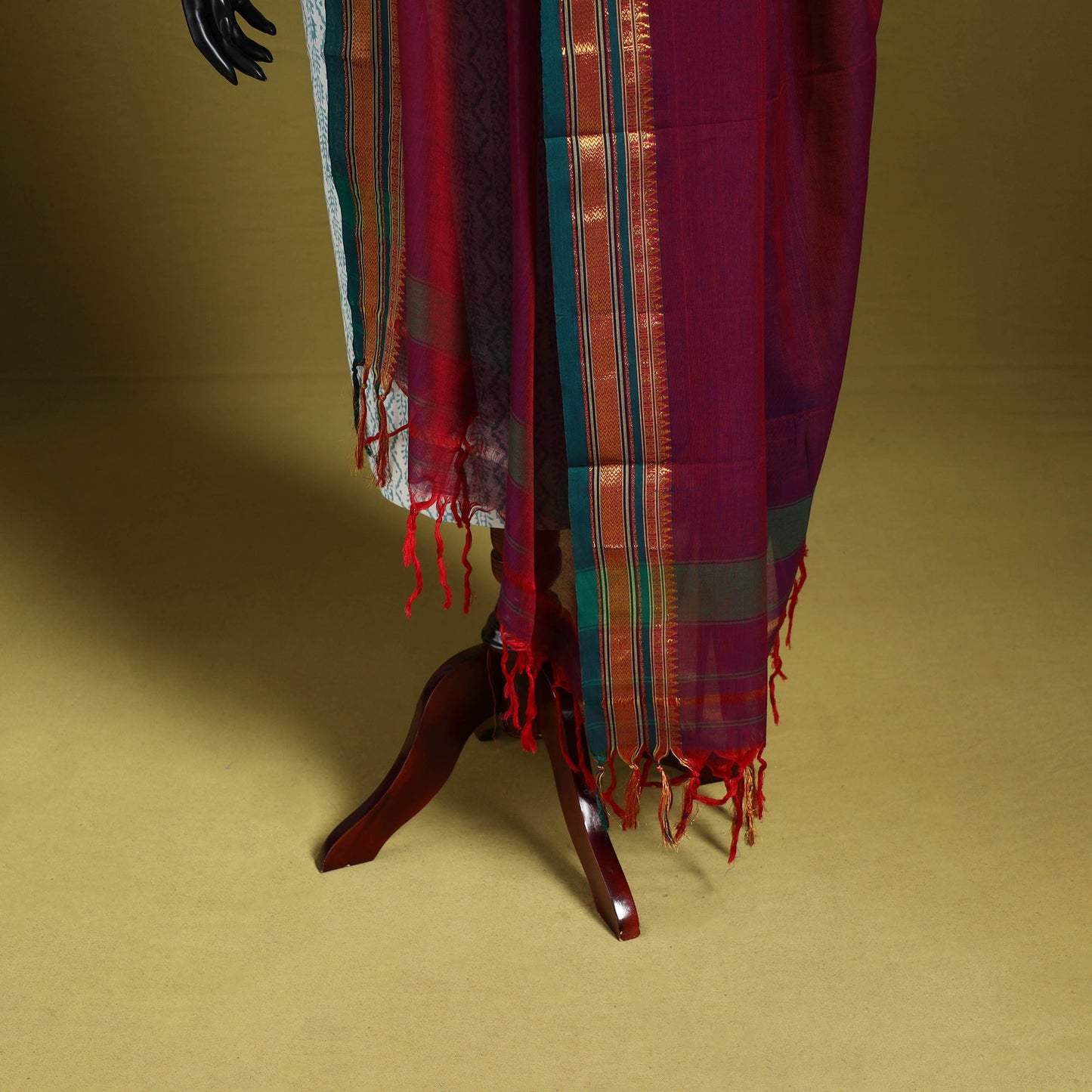 Purple - dharwad cotton dupatta with zari border 19