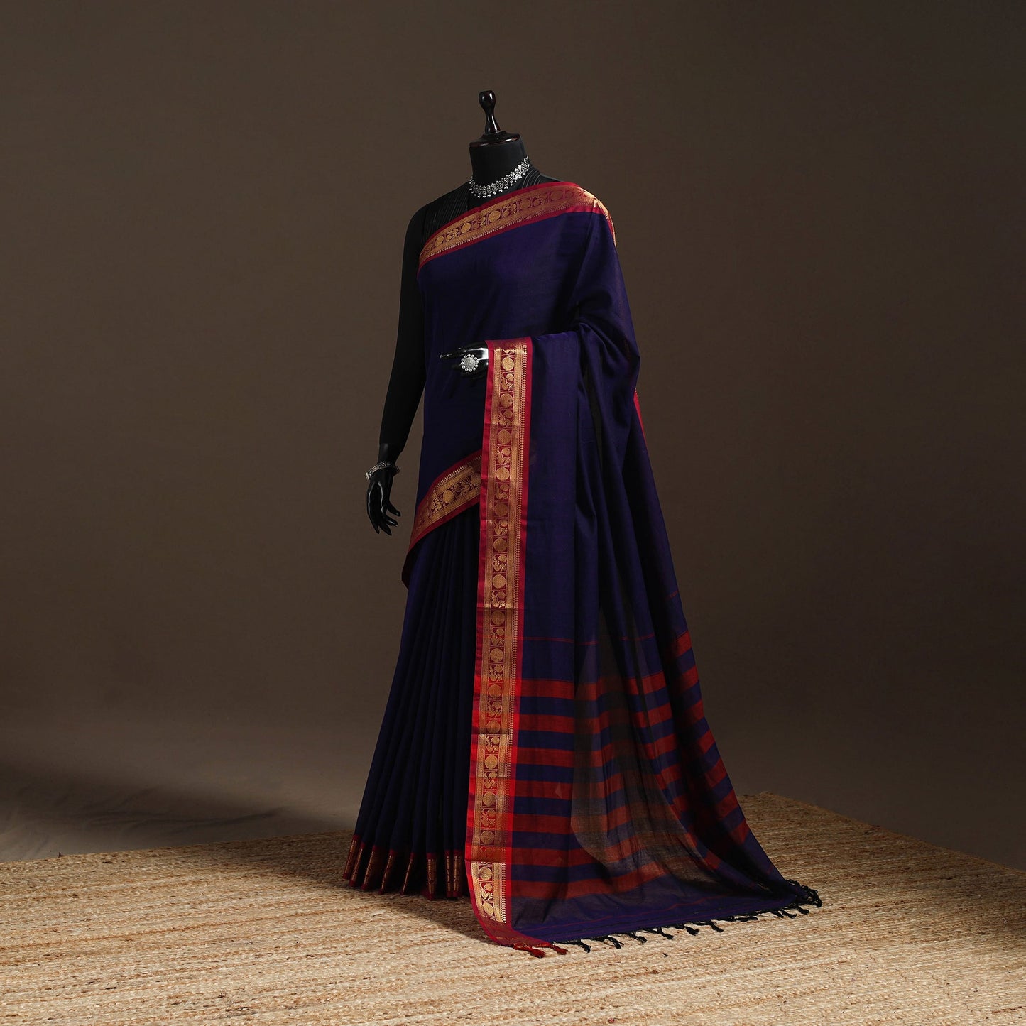 Dharwad cotton saree with border 42 - handcrafted