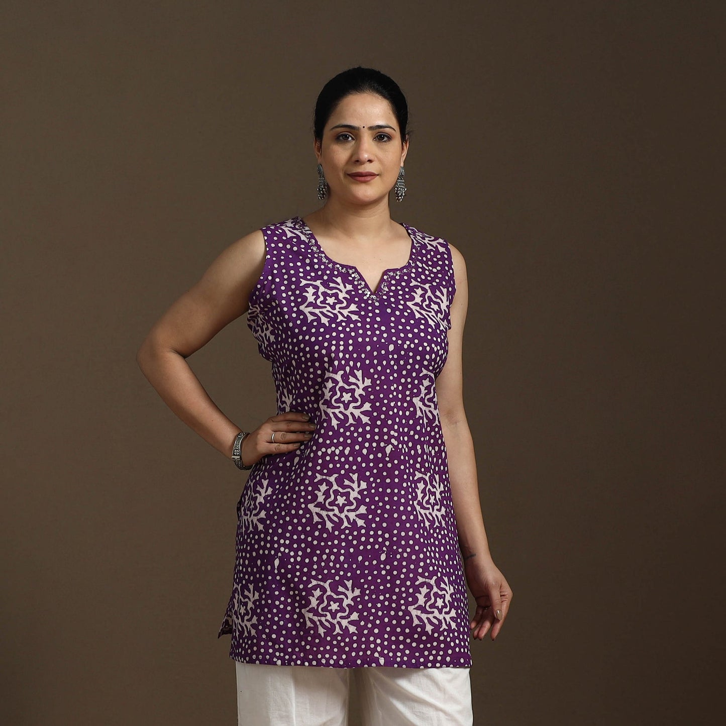 Hand embroidery cotton batik short kurta for women 08