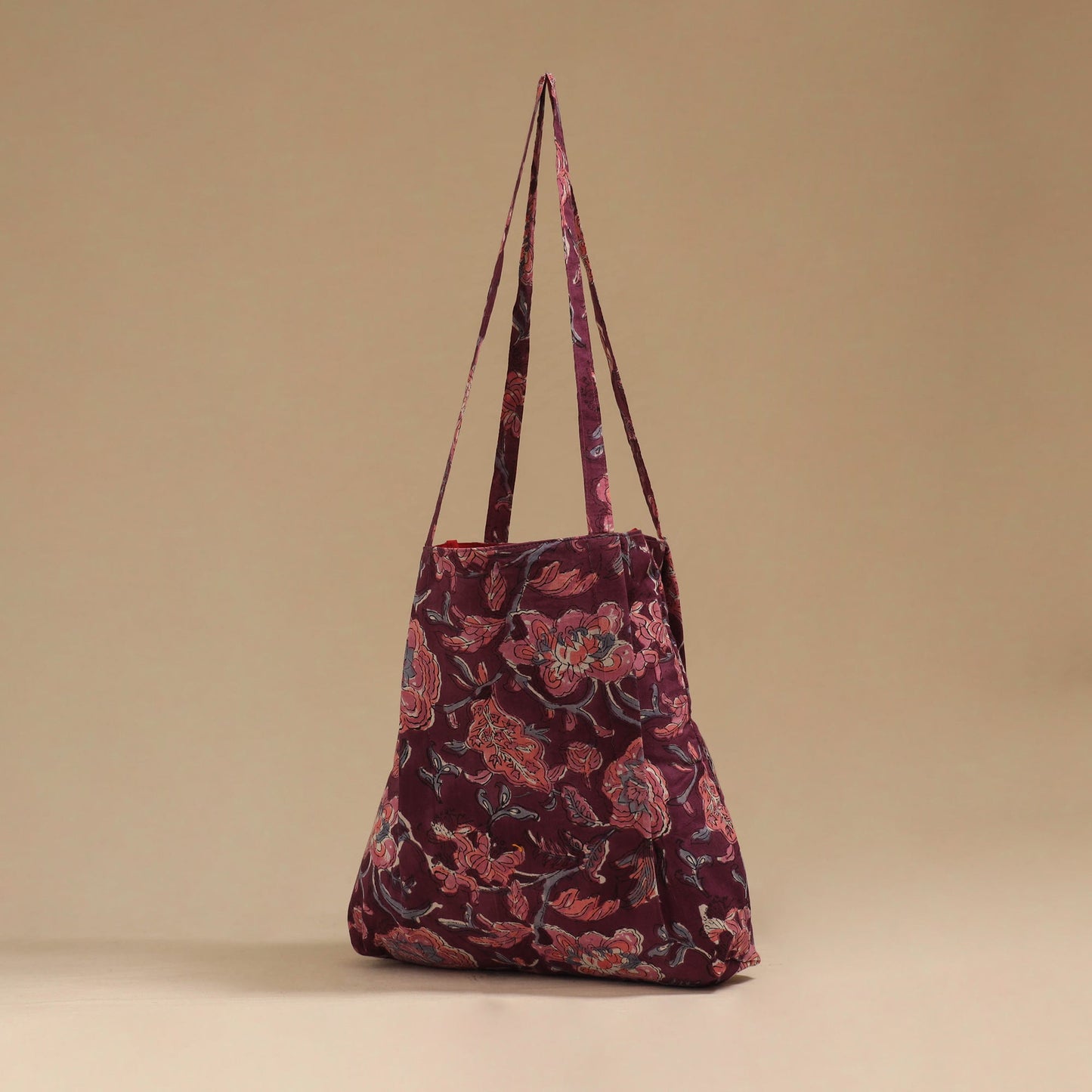 Handcrafted fabric jhola bag 18