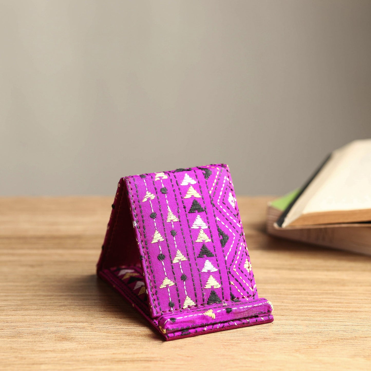 Handcrafted kantha embroidered mobile stand 05