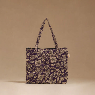 Handcrafted quilted handbag 08