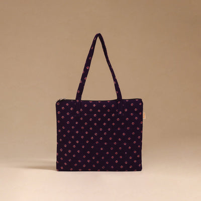 Handcrafted quilted handbag 16