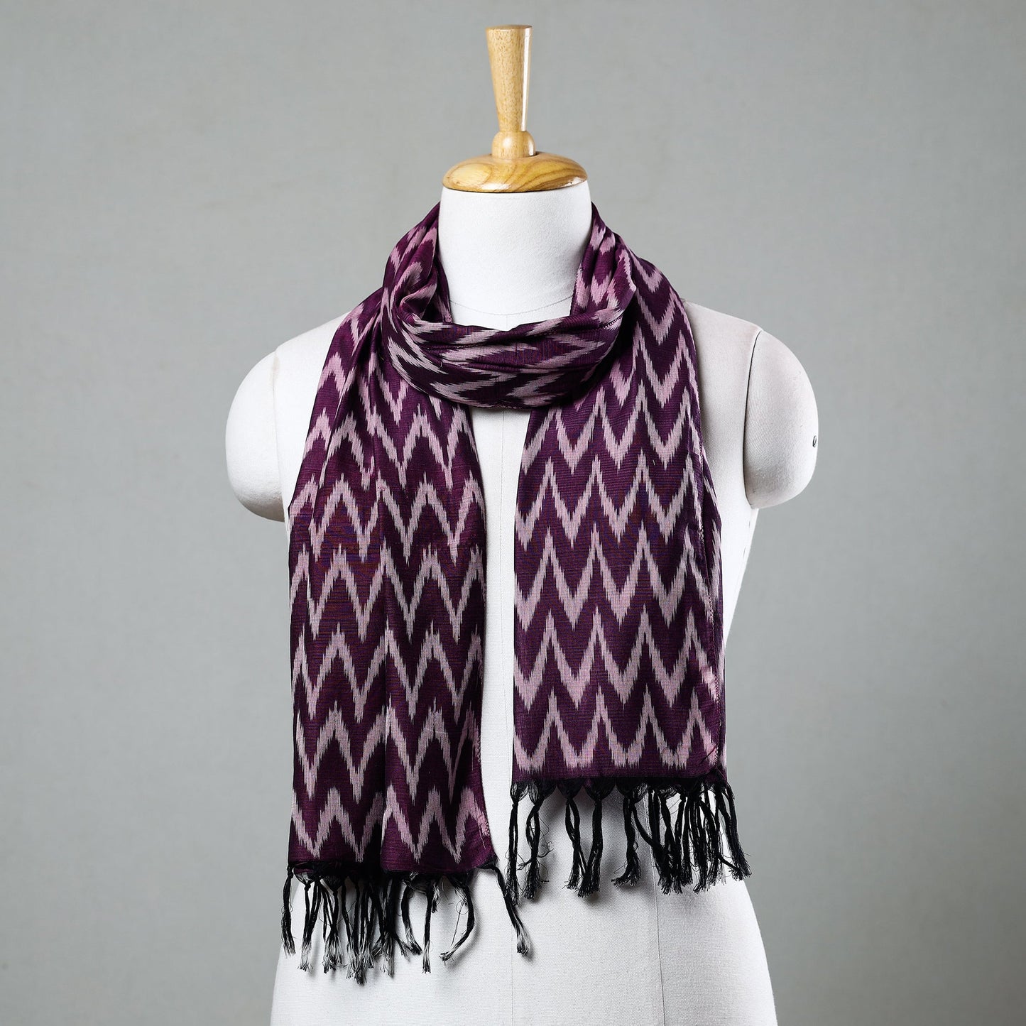  Handloom Mercerized Cotton Pochampally Ikat Stole