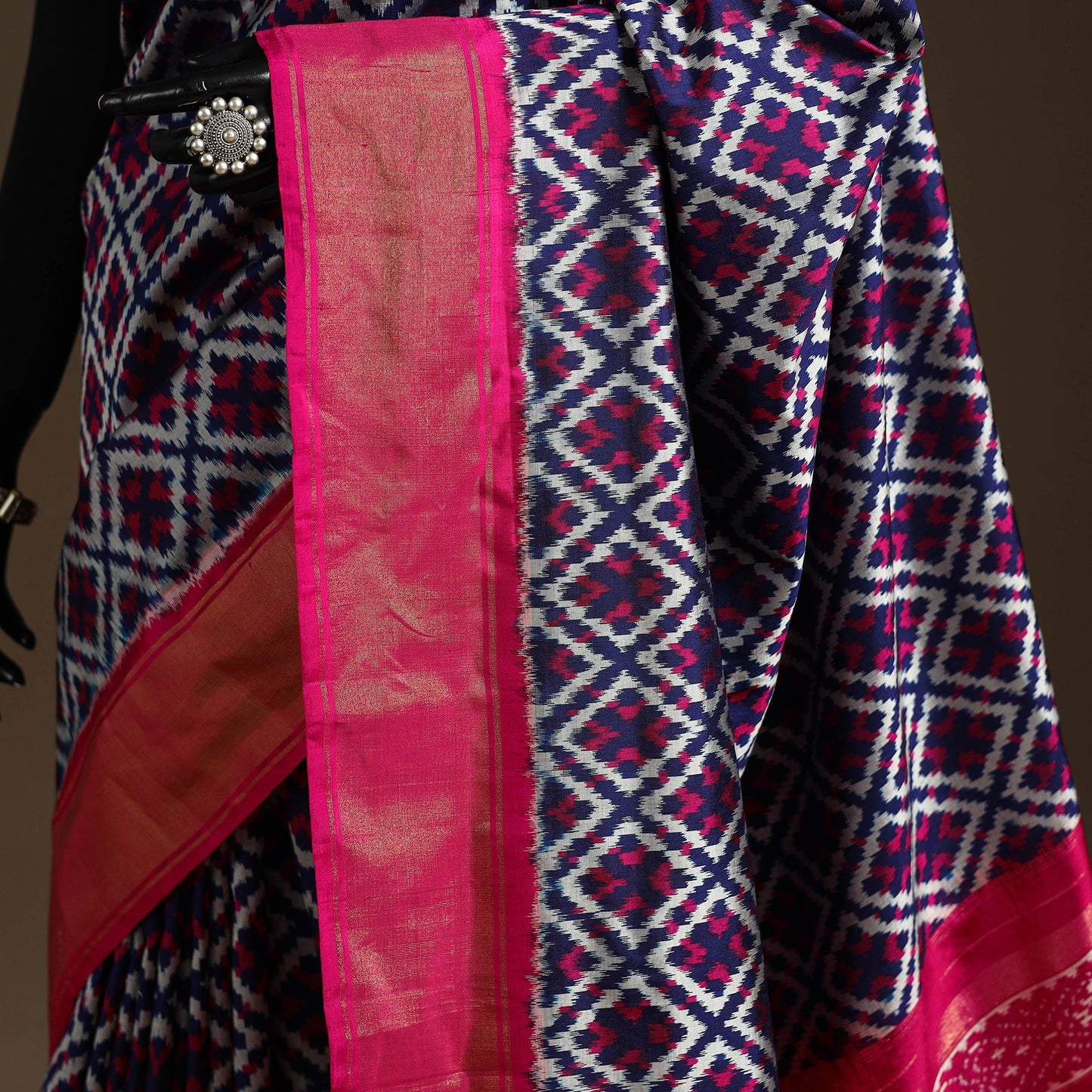 Handloom mulberry silk patola ikat pochampally saree 08