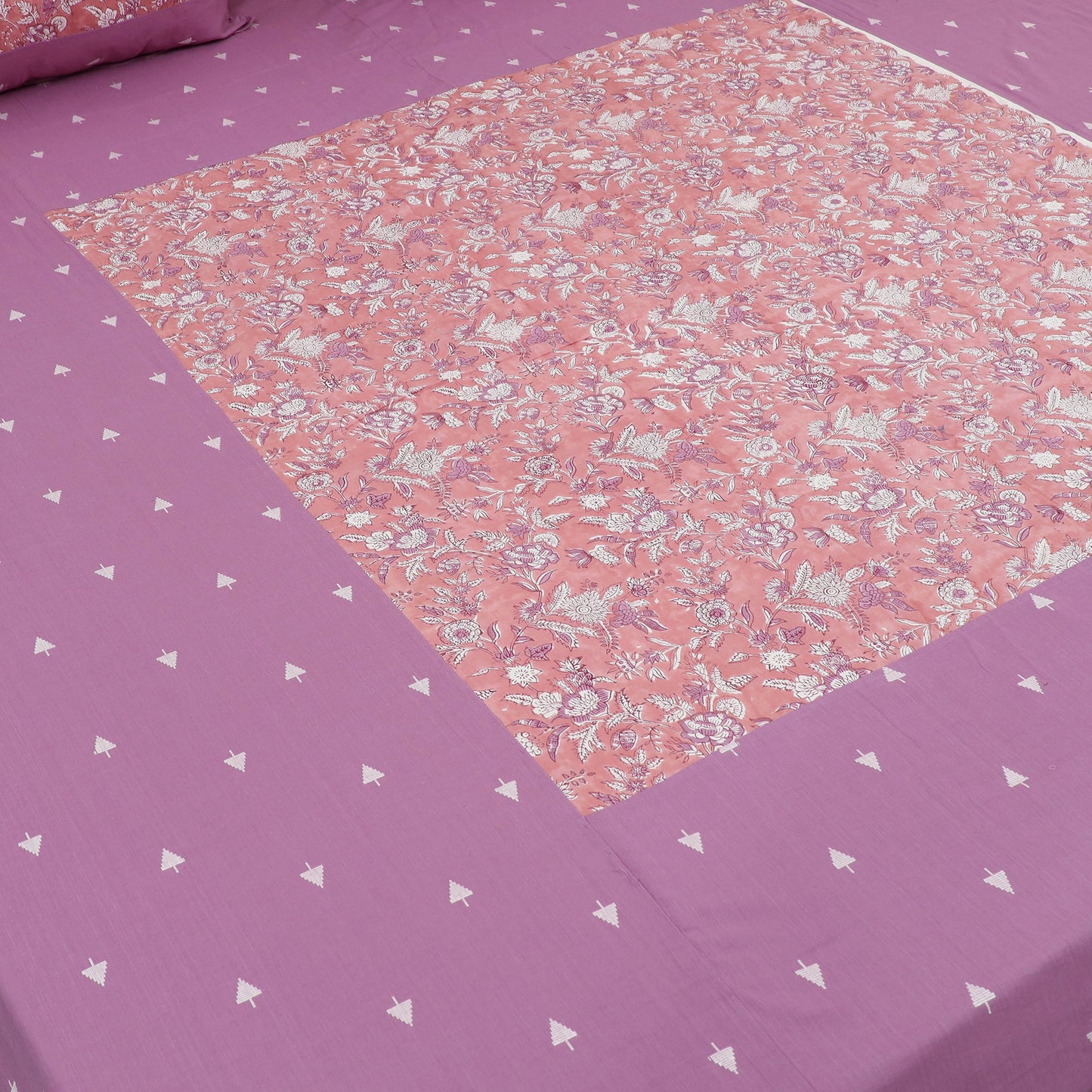 Buy Jacquard with Sanganeri Patch Cotton Bedsheet Set