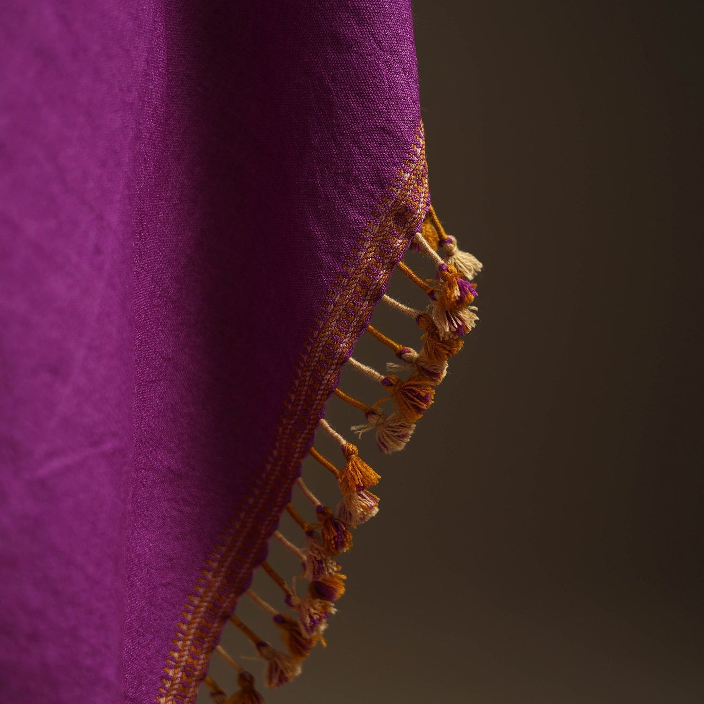 Kutch handwoven merino wool shawl 09 - handcrafted