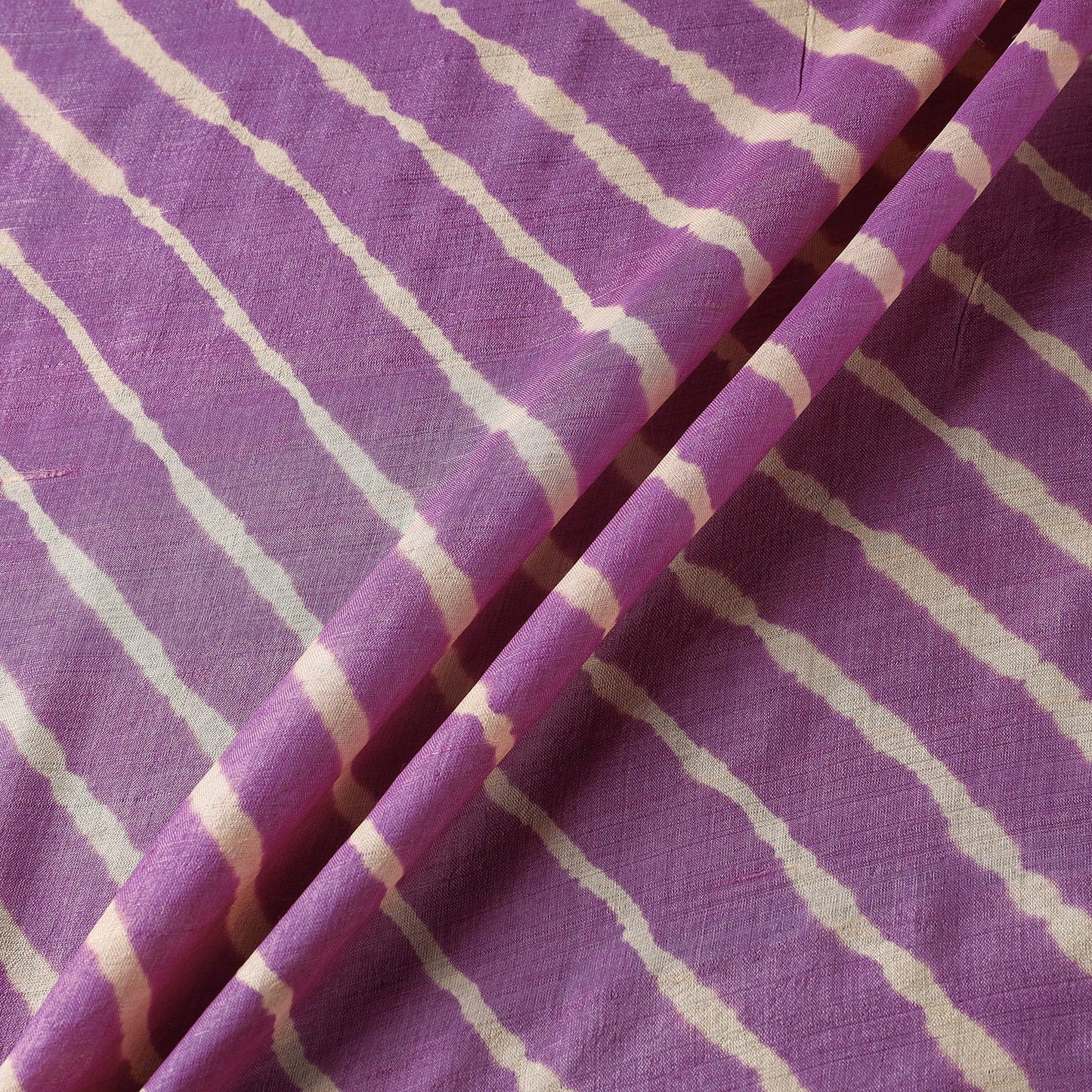 Buy Leheriya Tie-Dye Tussar Silk Handloom Fabric Online l iTokri.com