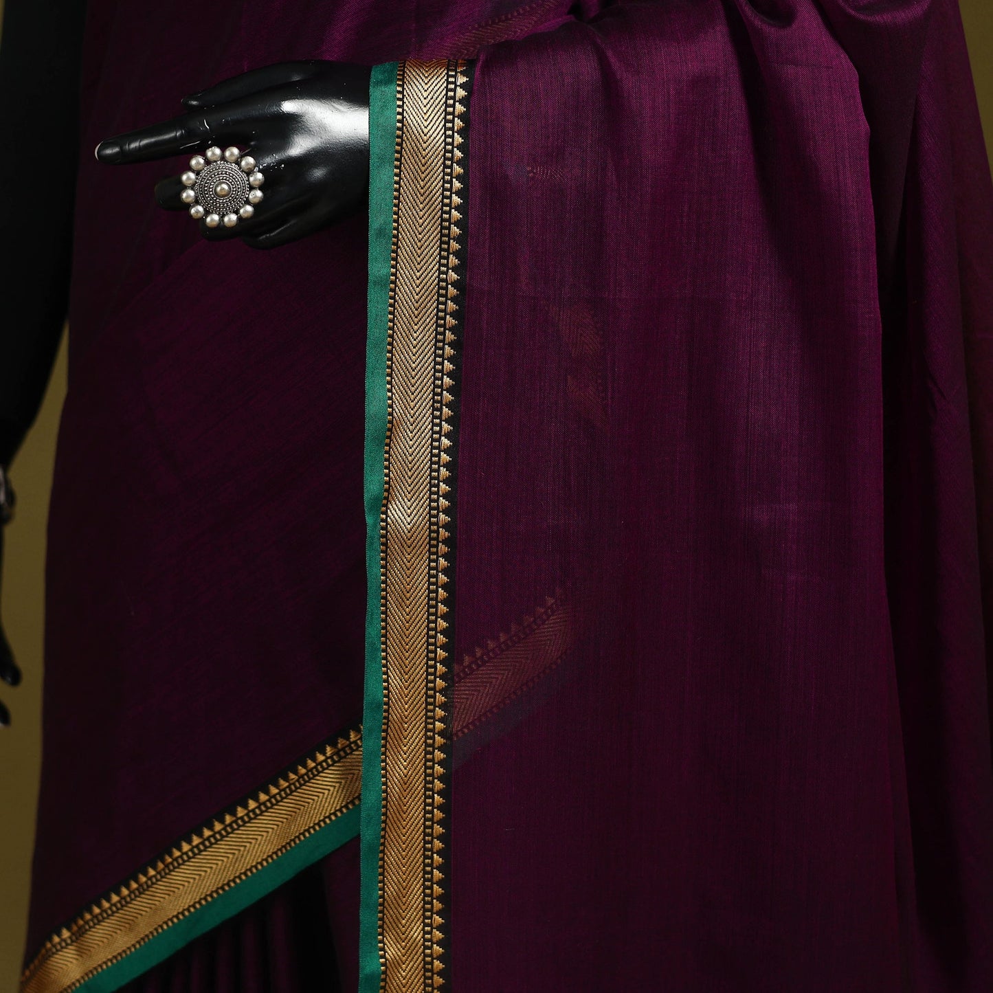 Mercerised cotton dharwad saree with thread border 10