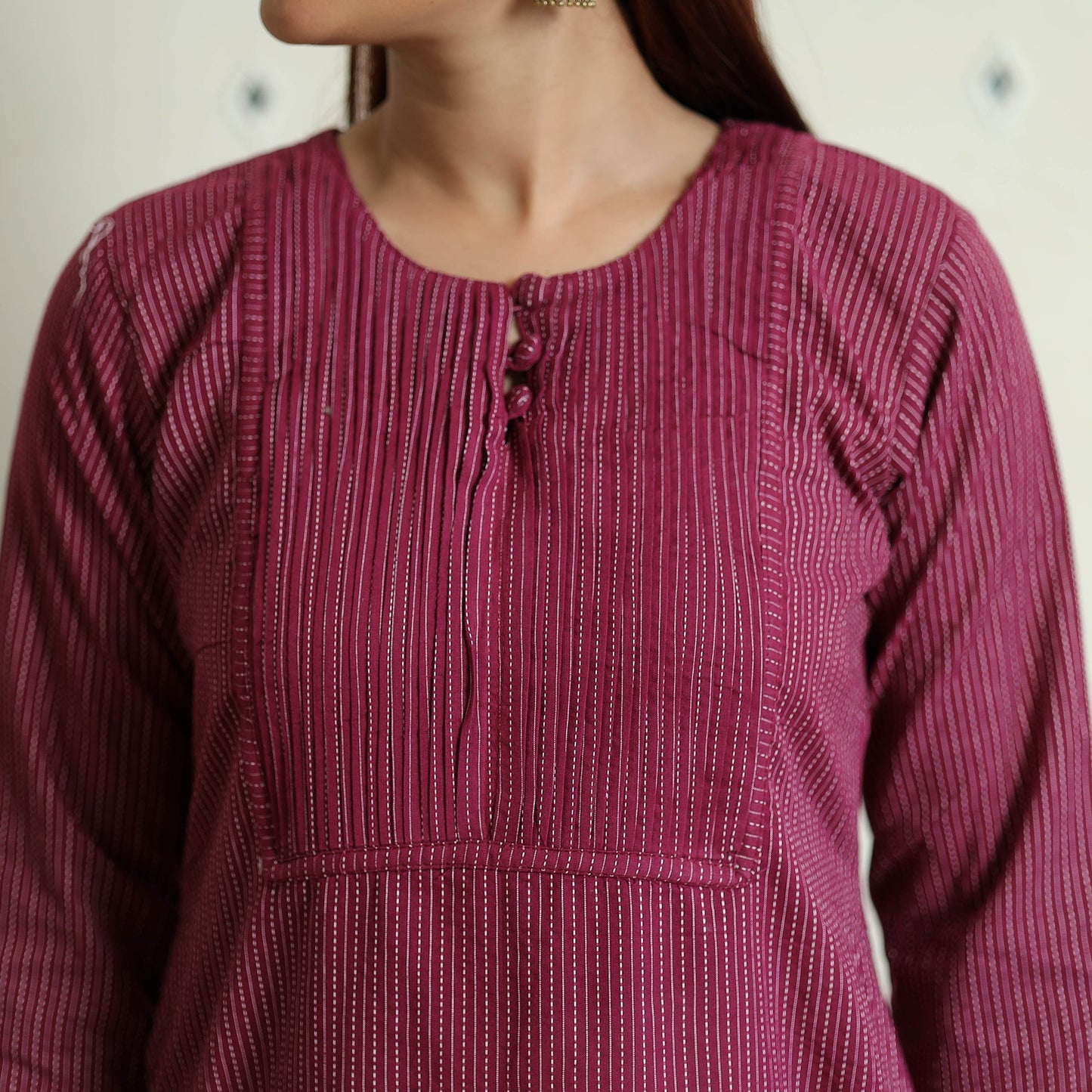 Buy Plain Running Stitch Cotton Pintuck Long Kurta Online at iTokri.com