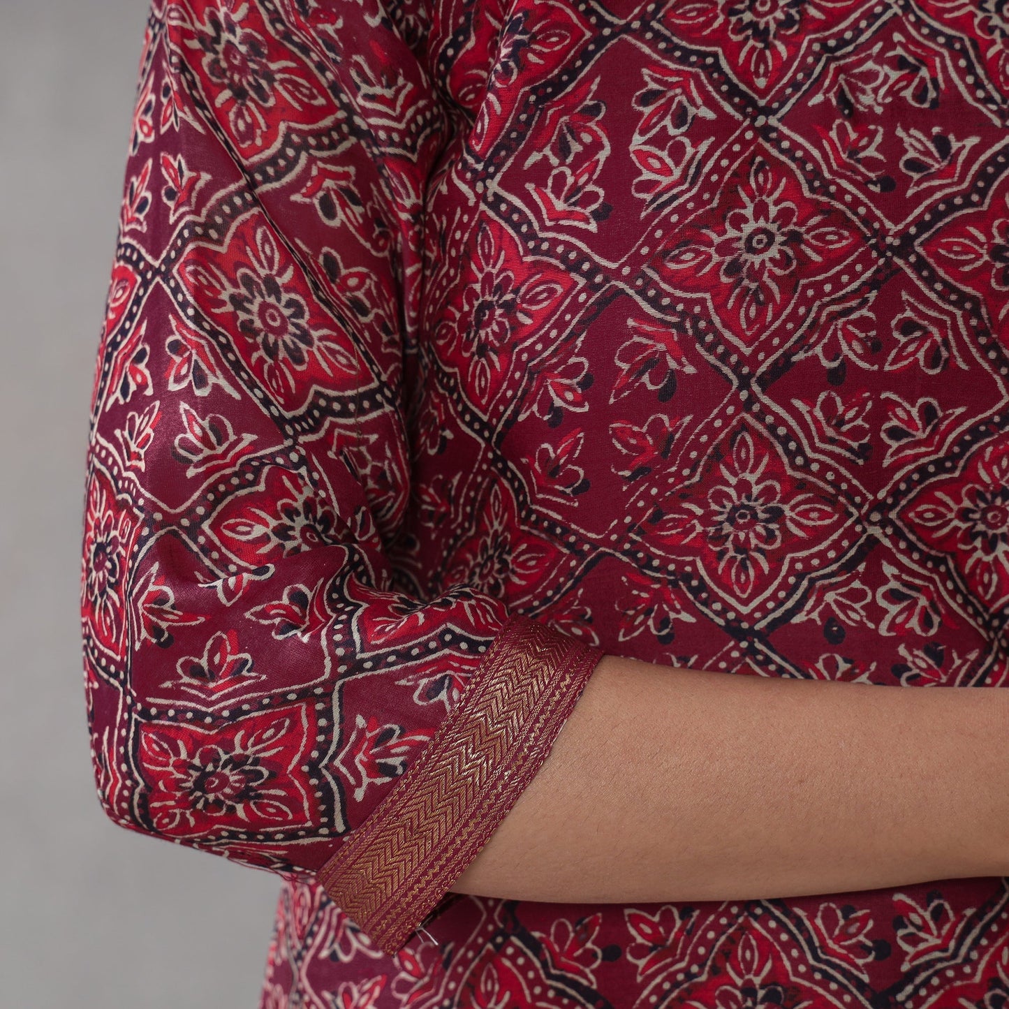 Buy Sanganeri Block Printing Maheshwari Silk Kurta with Palazzo & Dupatta Set Online l iTokri.com