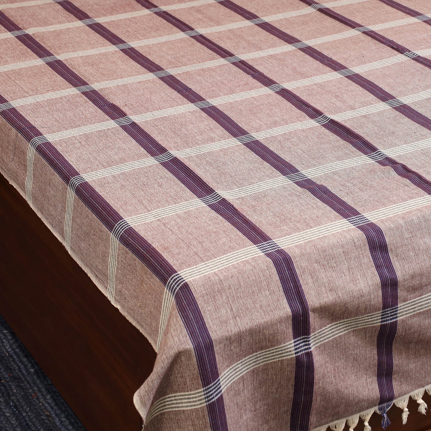 Purple - single handloom cotton bed sheet (90 x 60 in) 115