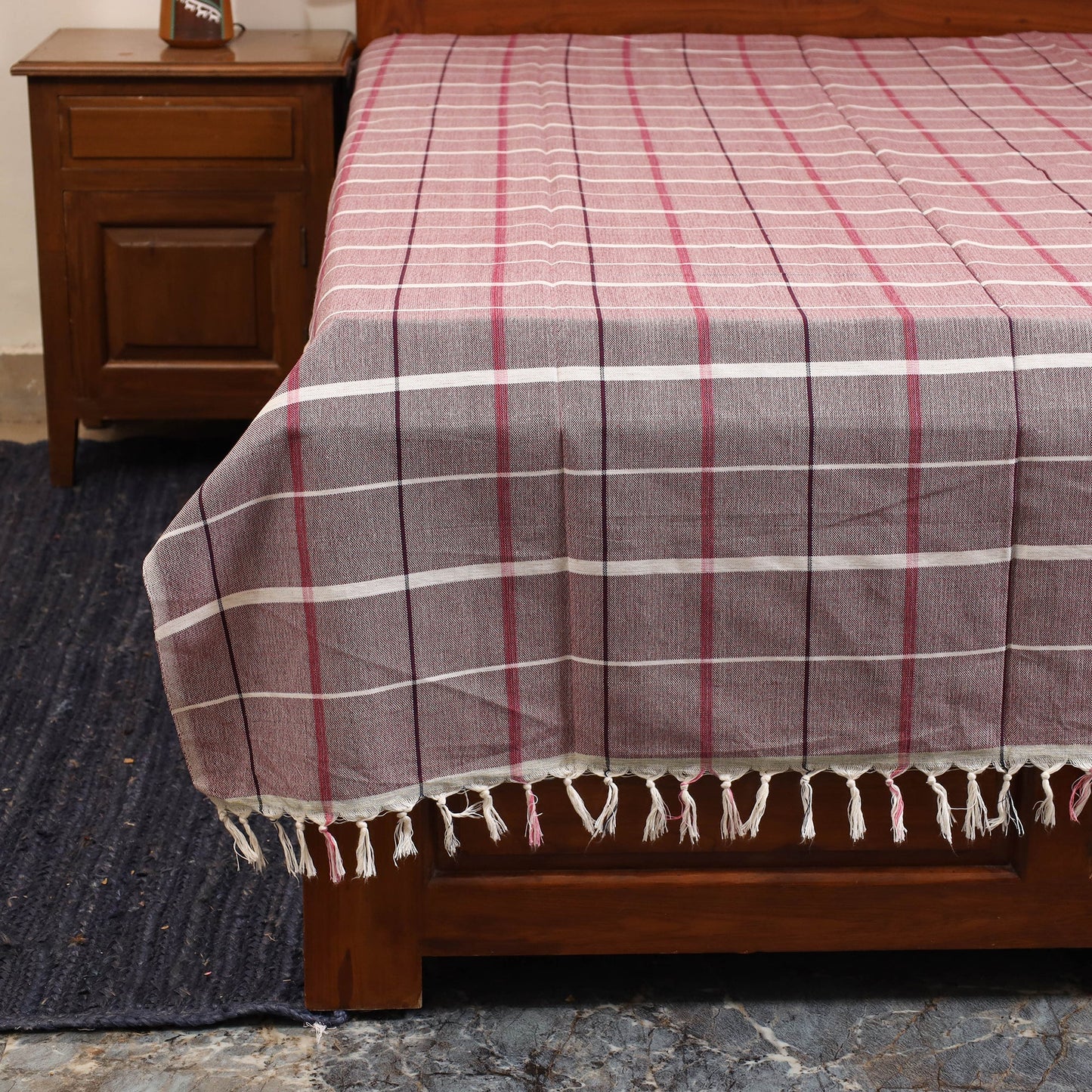 Purple - single handloom cotton bed sheet (90 x 60 in) 124