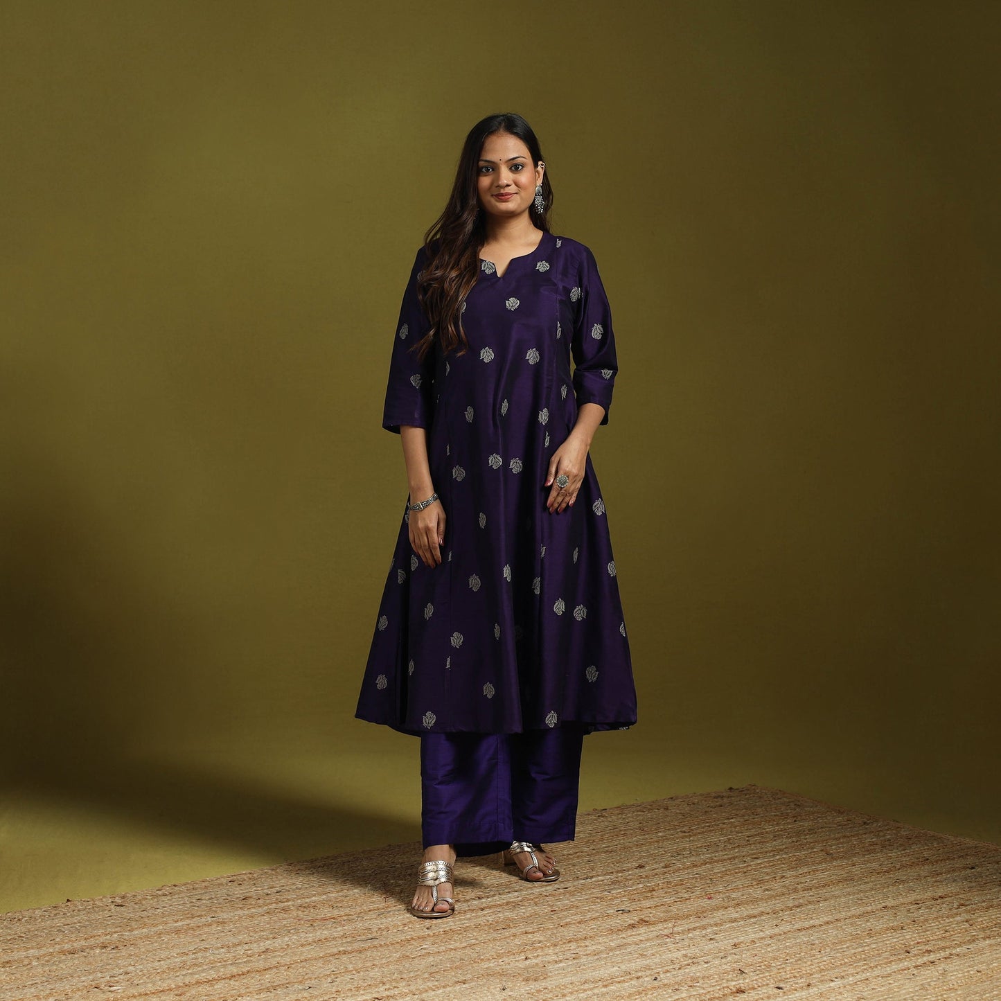 Spun dupion viscose silk thread buti 2pc kurta set