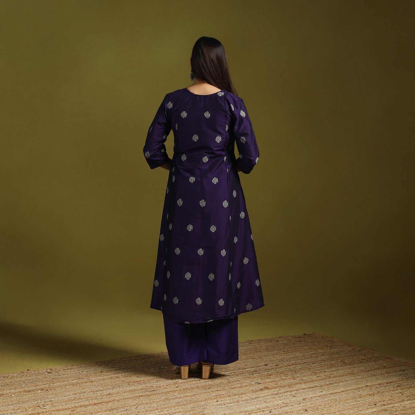 Spun dupion viscose silk thread buti 2pc kurta set