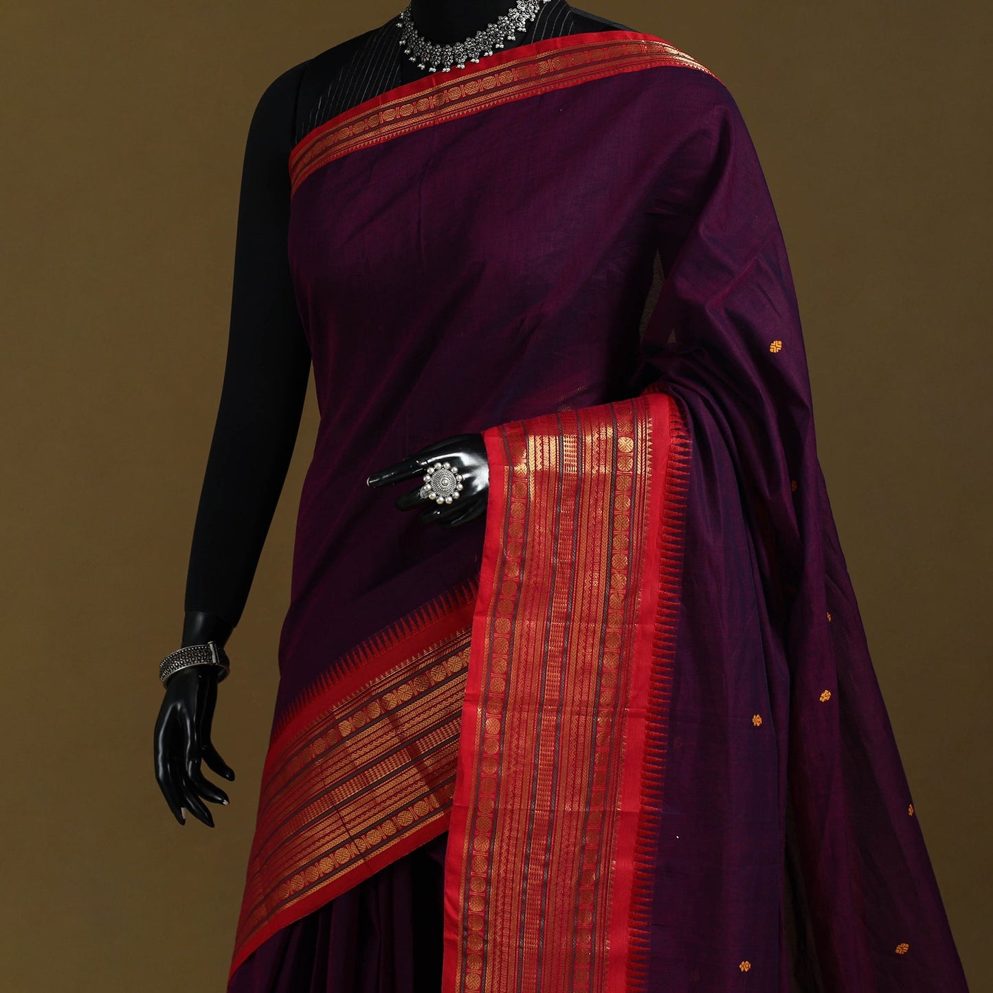 Thread buti cotton kanchipuram saree with border 15