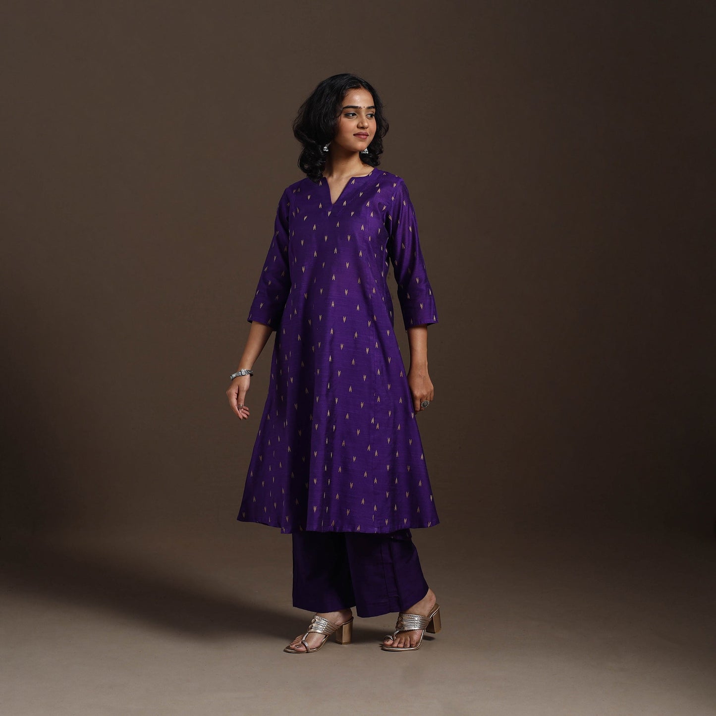 Purple Thread Buti A-Line Spun Dupion Silk Kurta Set (Set of 2)