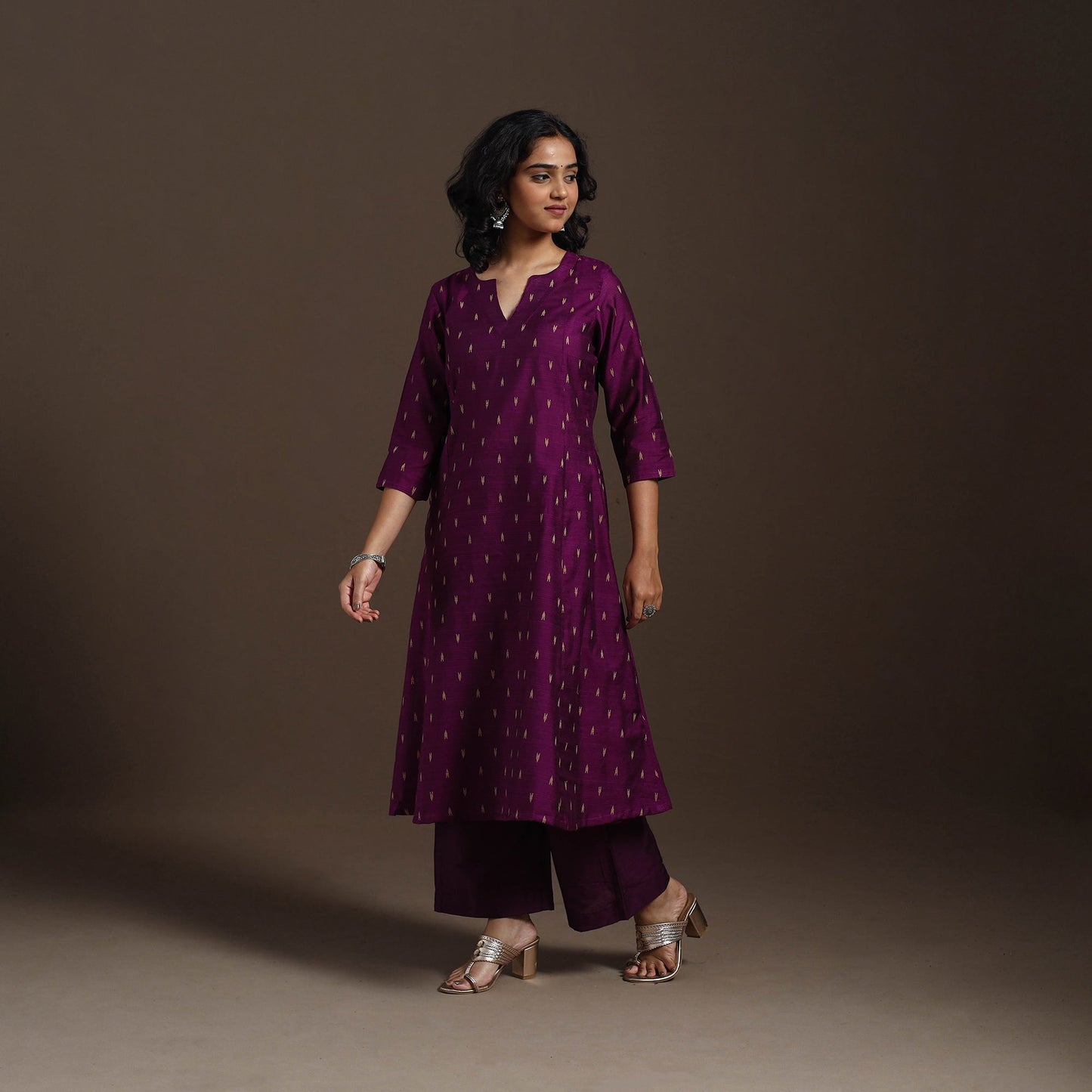Purple Thread Buti A-Line Spun Dupion Silk Kurta Set (Set of 2)