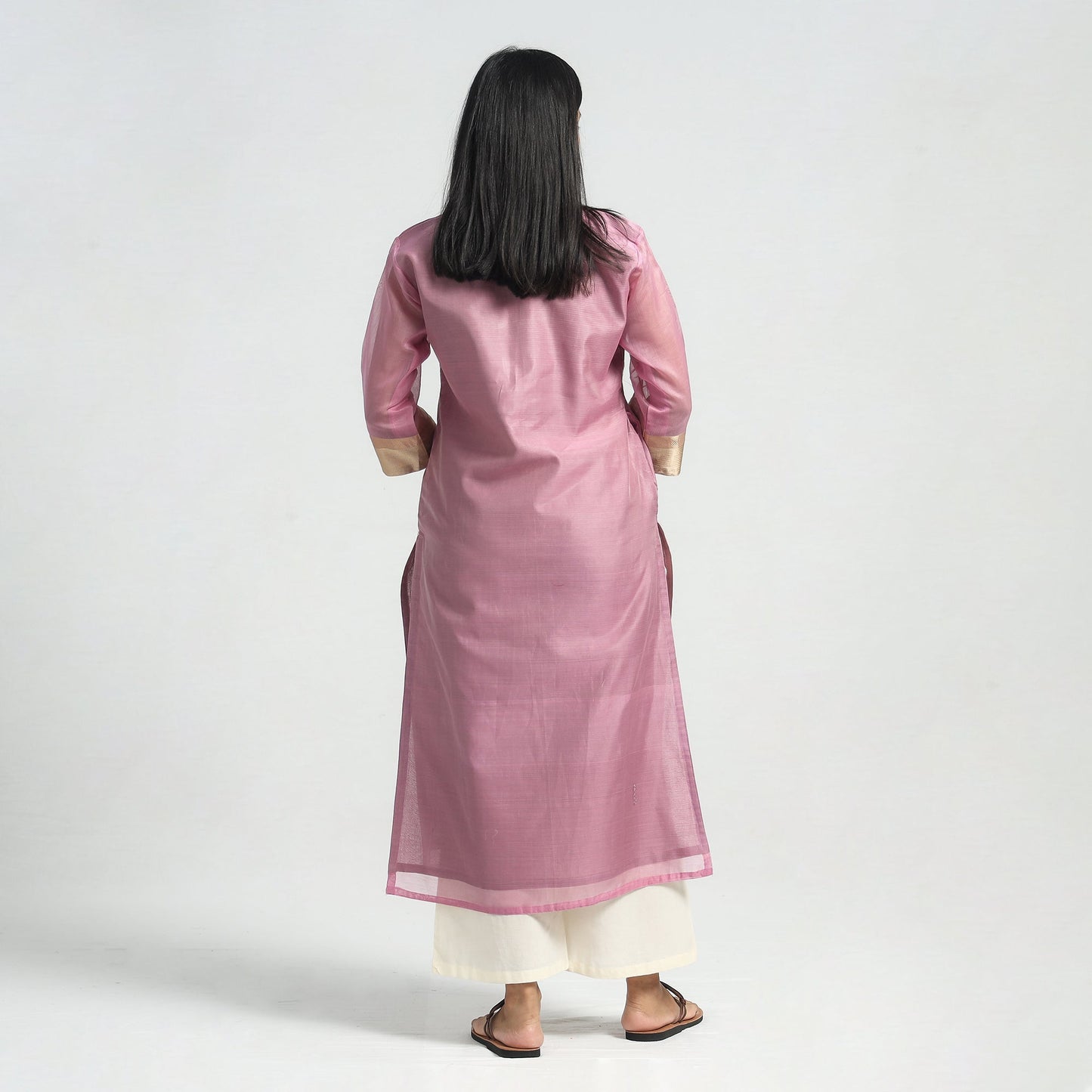 Buy Traditional Maheshwari Handloom Silk Cotton Kurta with Dupatta Set Online at iTokri.com