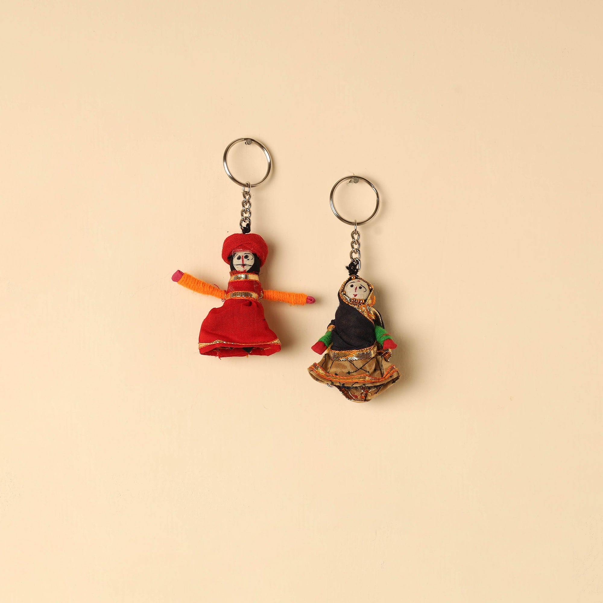 Chain Puppet Multicolor Rajasthani Puppet Couple Handmade Keychain (Set of 2)