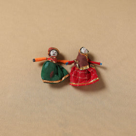 Rajasthani puppet couple handmade magnet (set of 2) 31