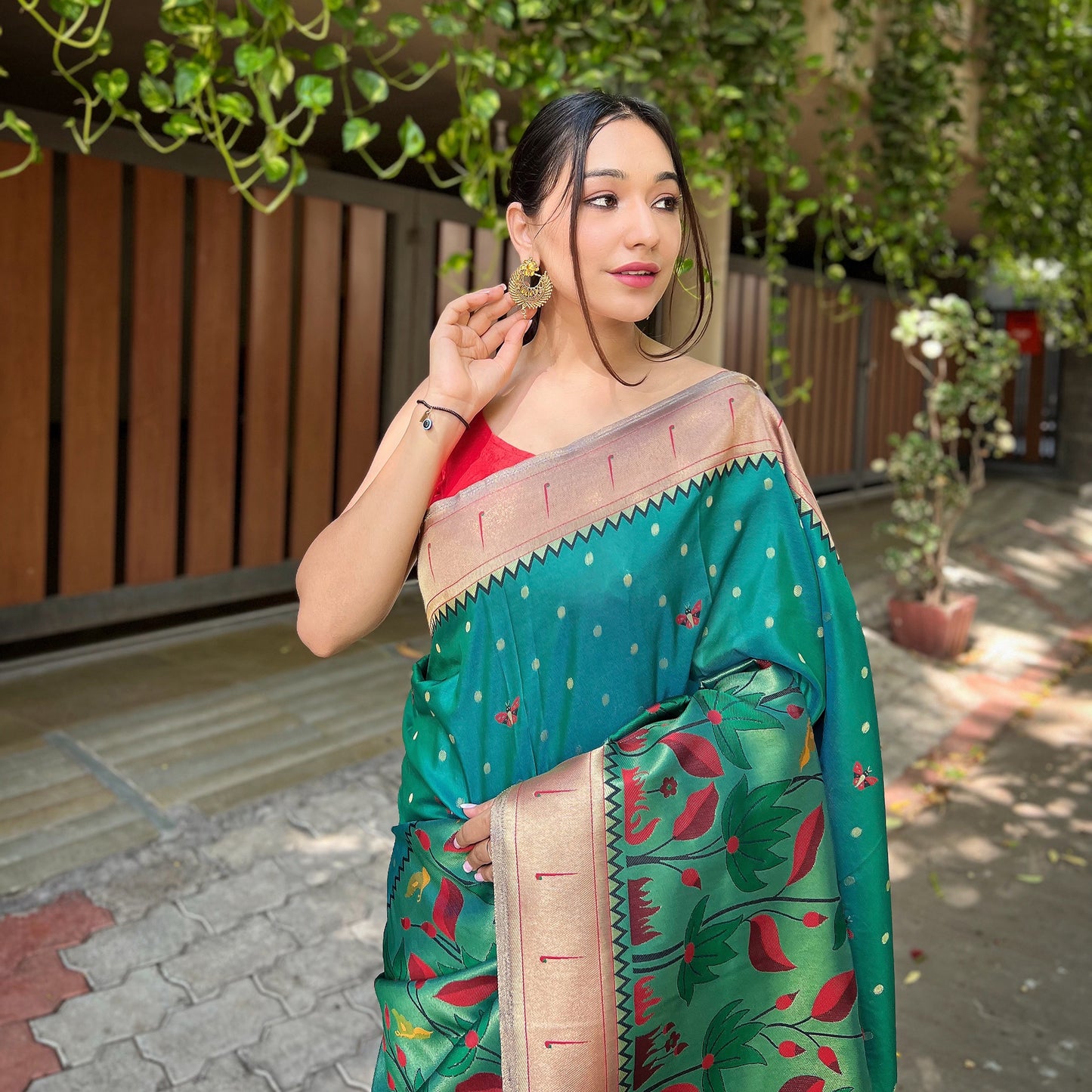 Green - Titli Rama Banarasi Silk Handwork Saree